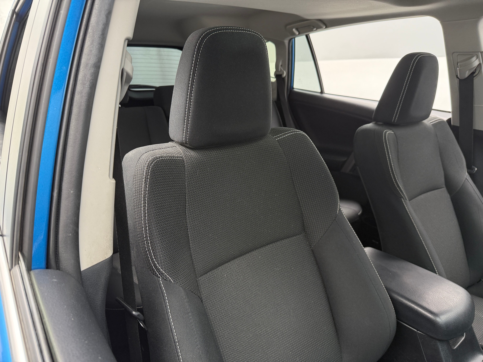 Thumbnail: 2018 Toyota RAV4 - 2