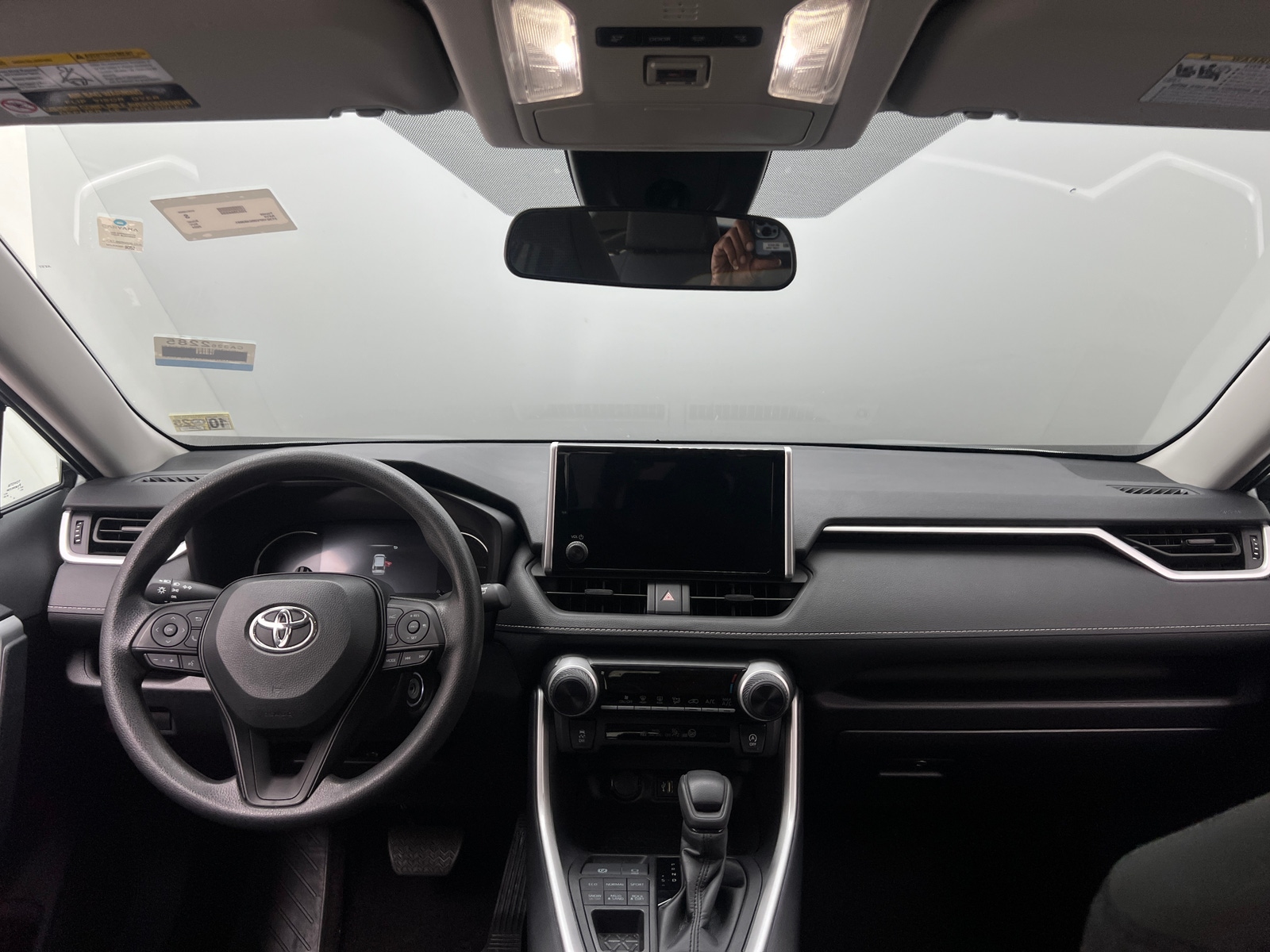 Thumbnail: 2024 Toyota RAV4 - 3