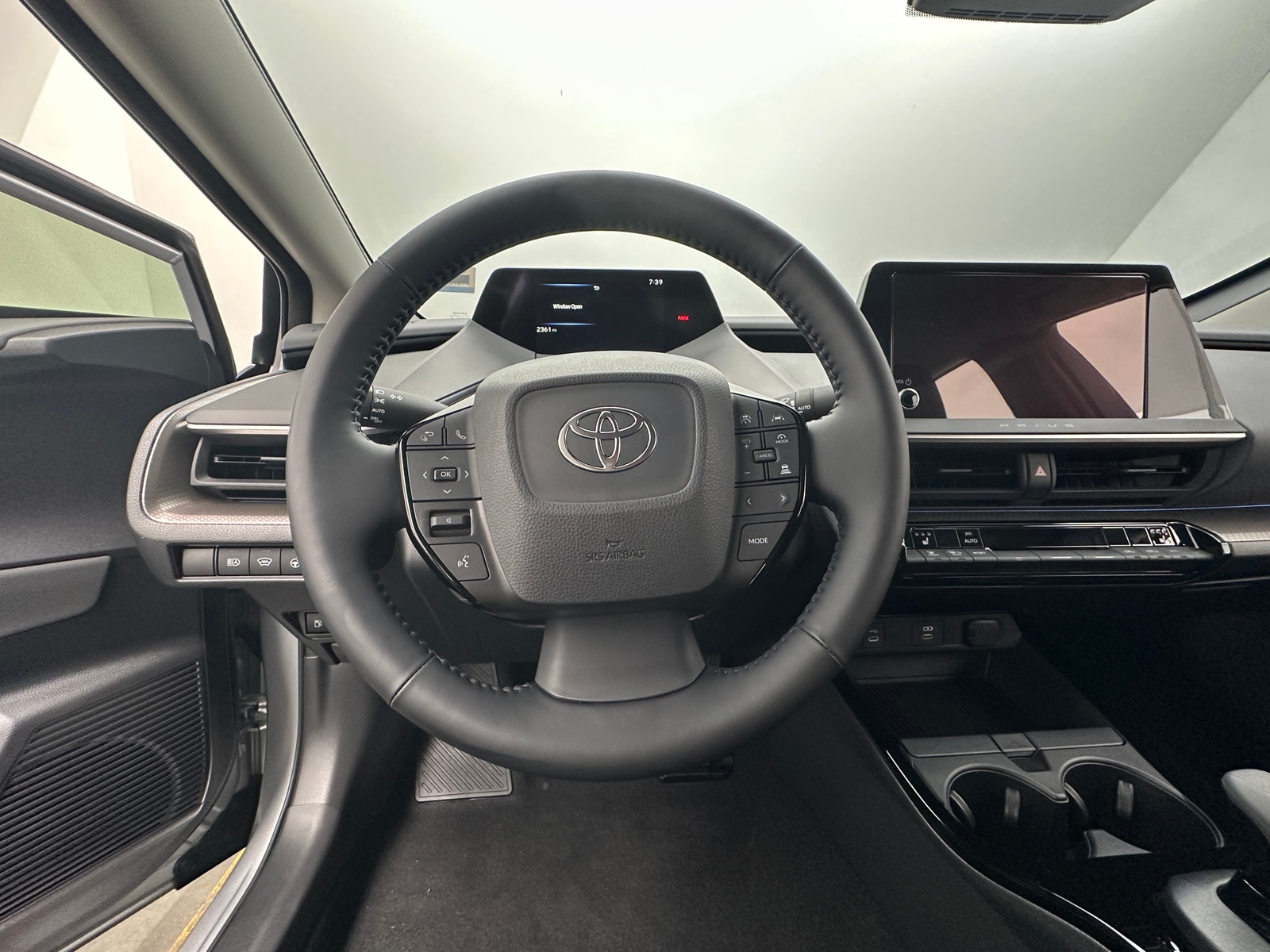 Thumbnail: 2024 Toyota Prius - 4