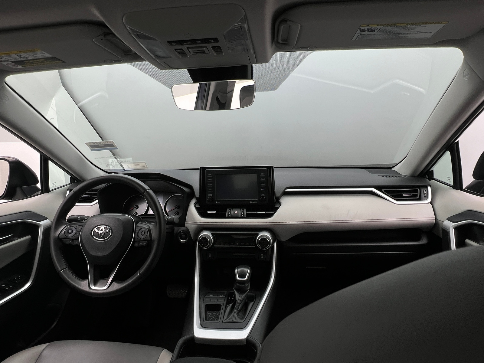 Thumbnail: 2020 Toyota RAV4 - 2