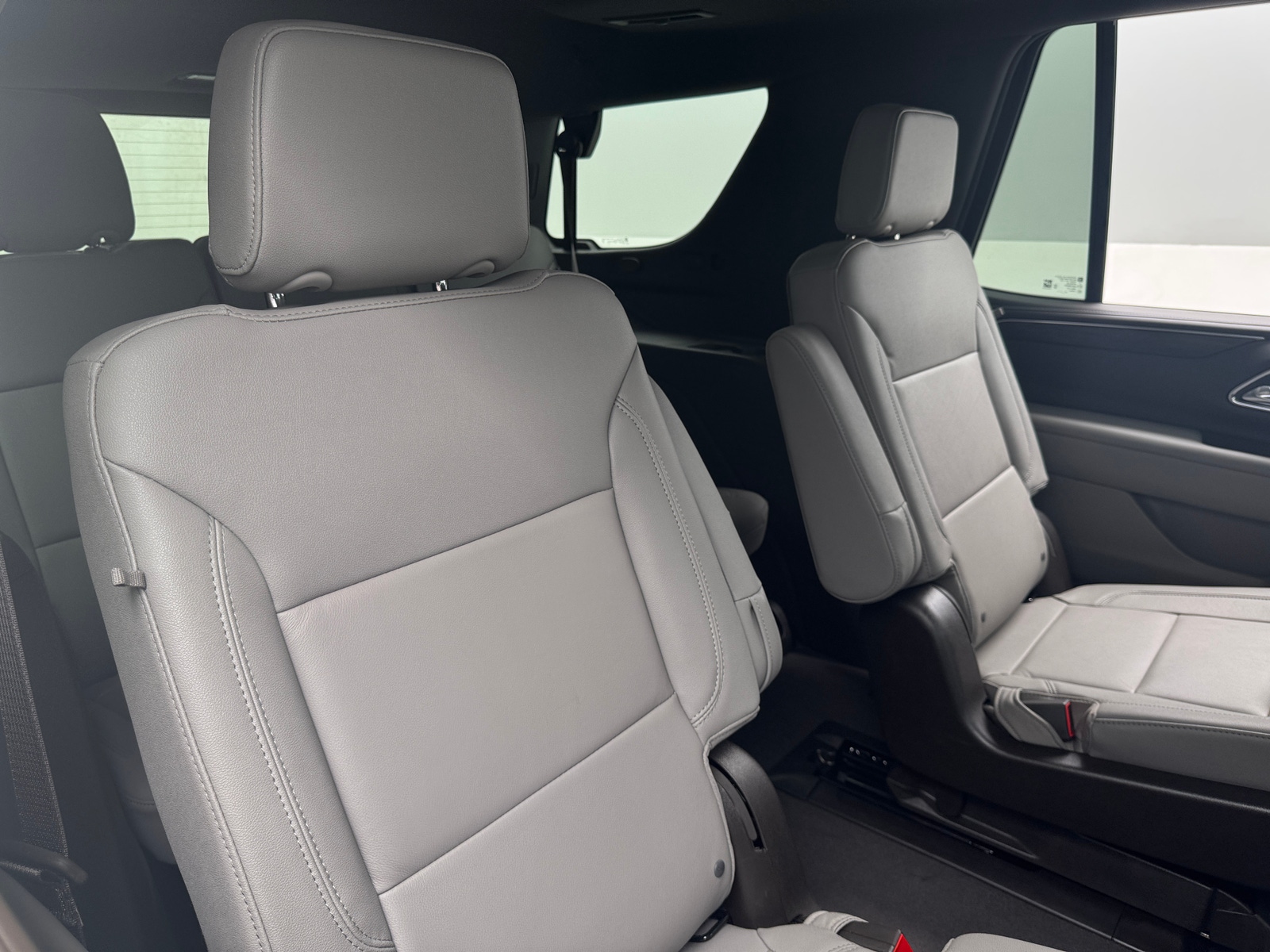 Thumbnail: 2024 Chevrolet Tahoe - 5