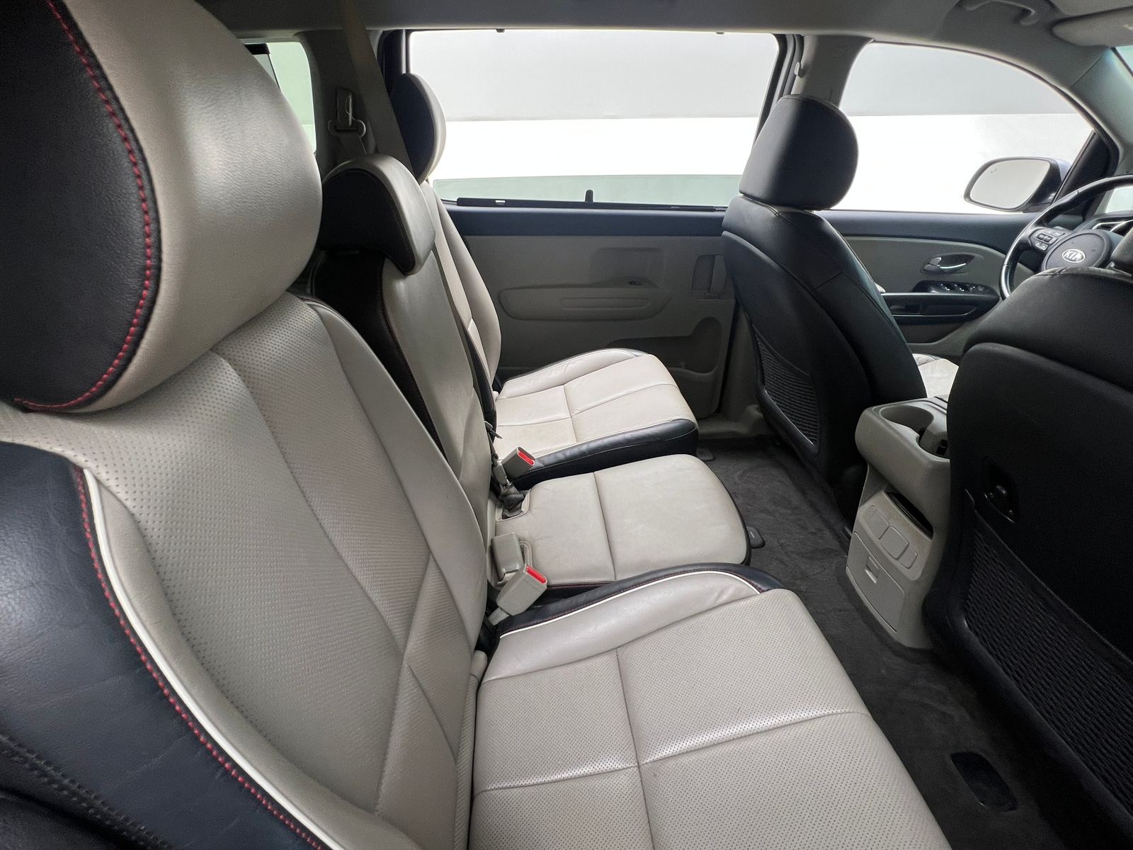 Thumbnail: 2019 Kia Sedona - 5