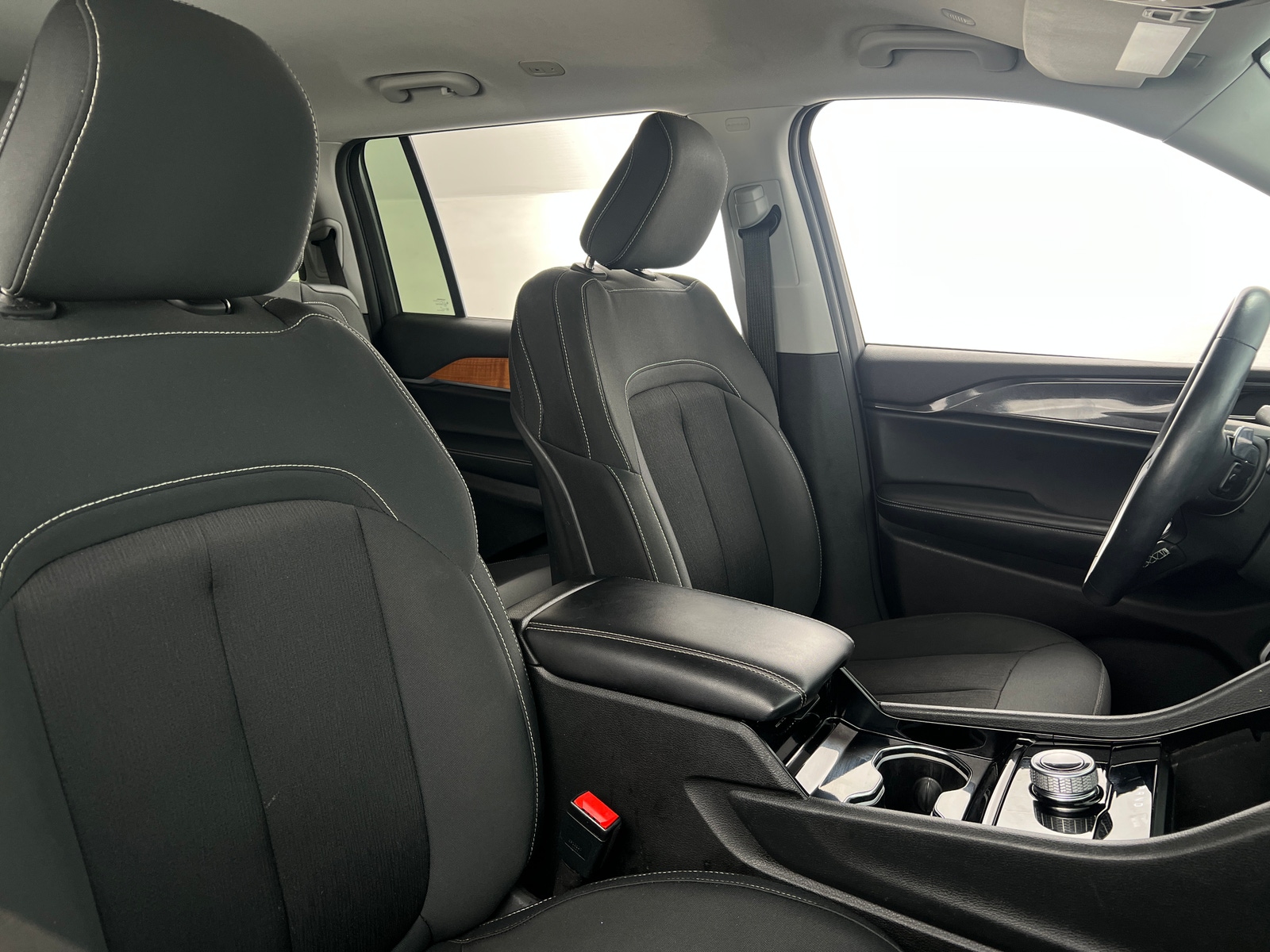 Thumbnail: 2021 Jeep Grand Cherokee L - 2