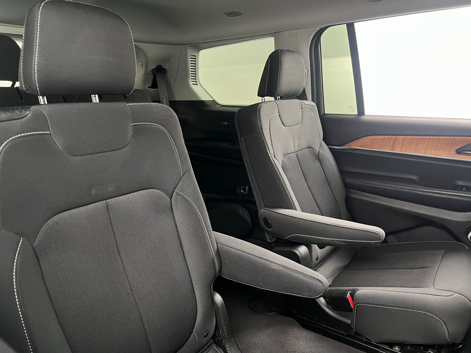 Thumbnail: 2021 Jeep Grand Cherokee L - 6