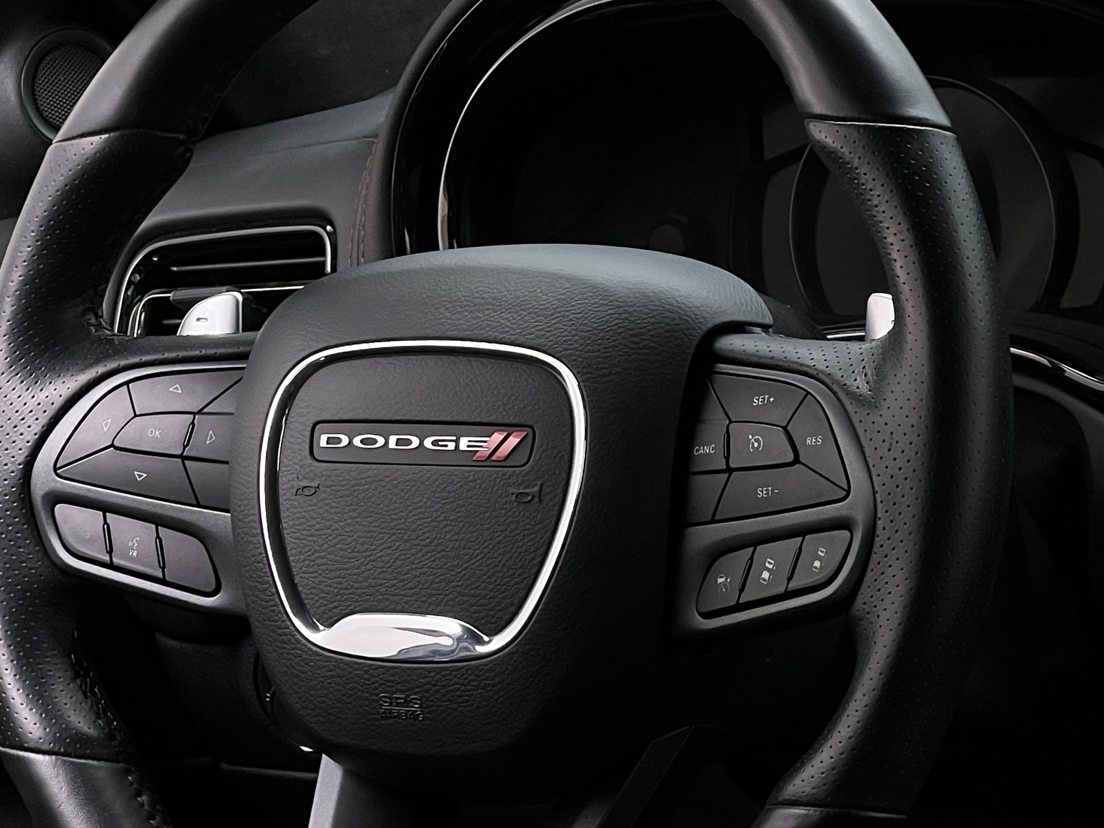 Thumbnail: 2022 Dodge Durango - 4
