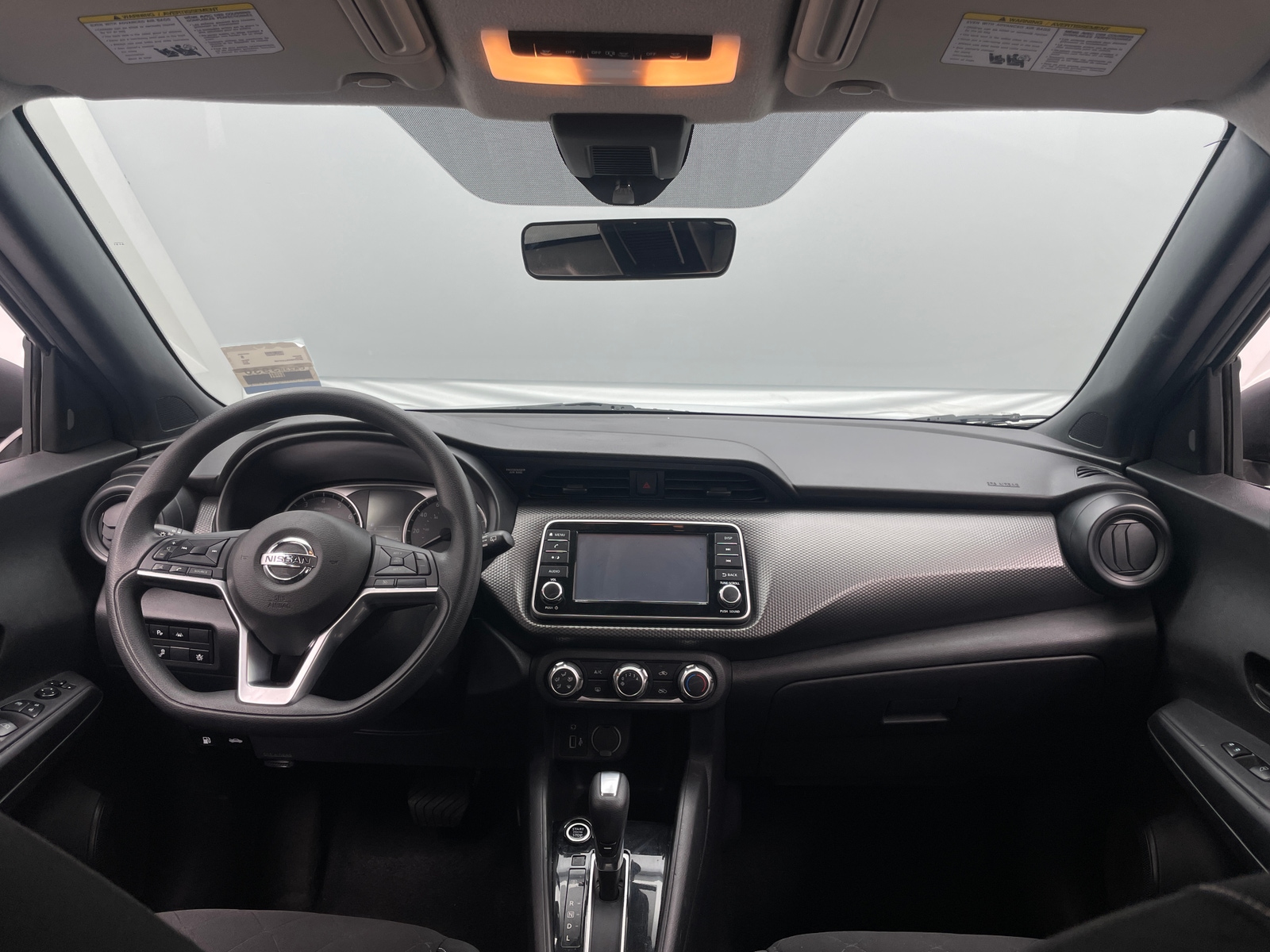 Thumbnail: 2020 Nissan Kicks - 3