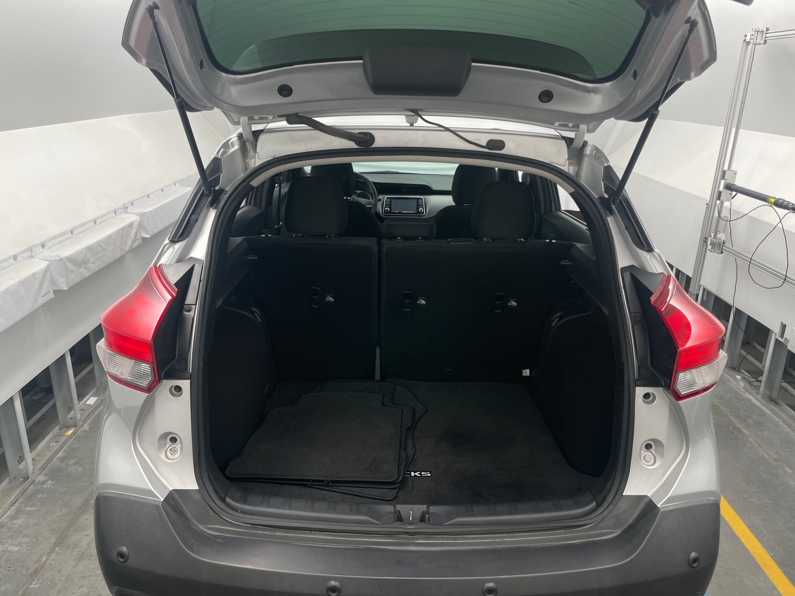 Thumbnail: 2020 Nissan Kicks - 7