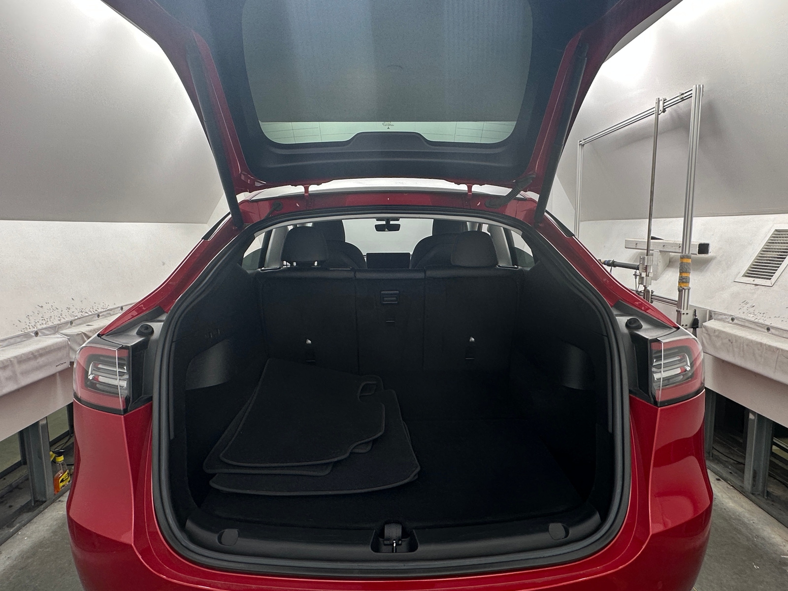 Thumbnail: 2022 Tesla Model Y - 6