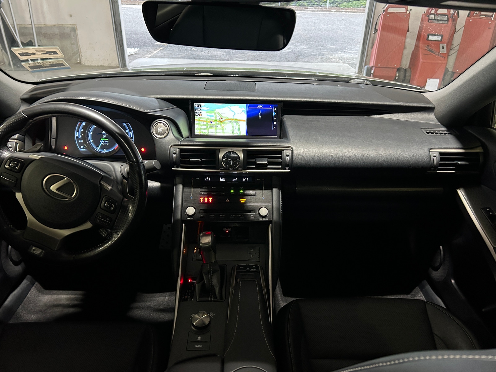 Thumbnail: 2017 Lexus IS - 2
