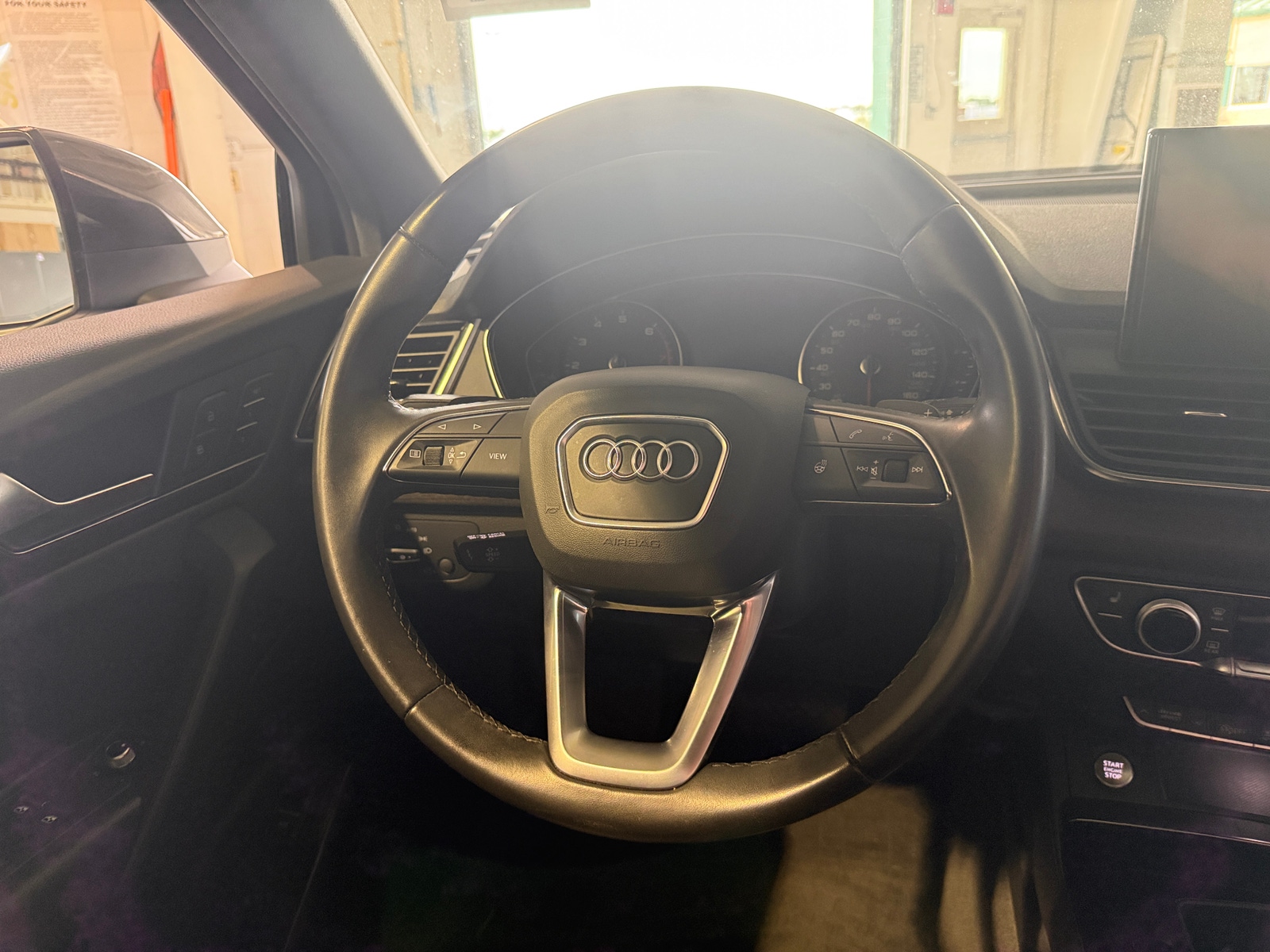 Thumbnail: 2022 Audi Q5 - 4