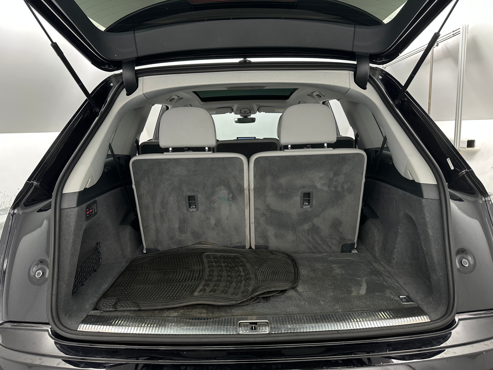 Thumbnail: 2019 Audi Q7 - 6