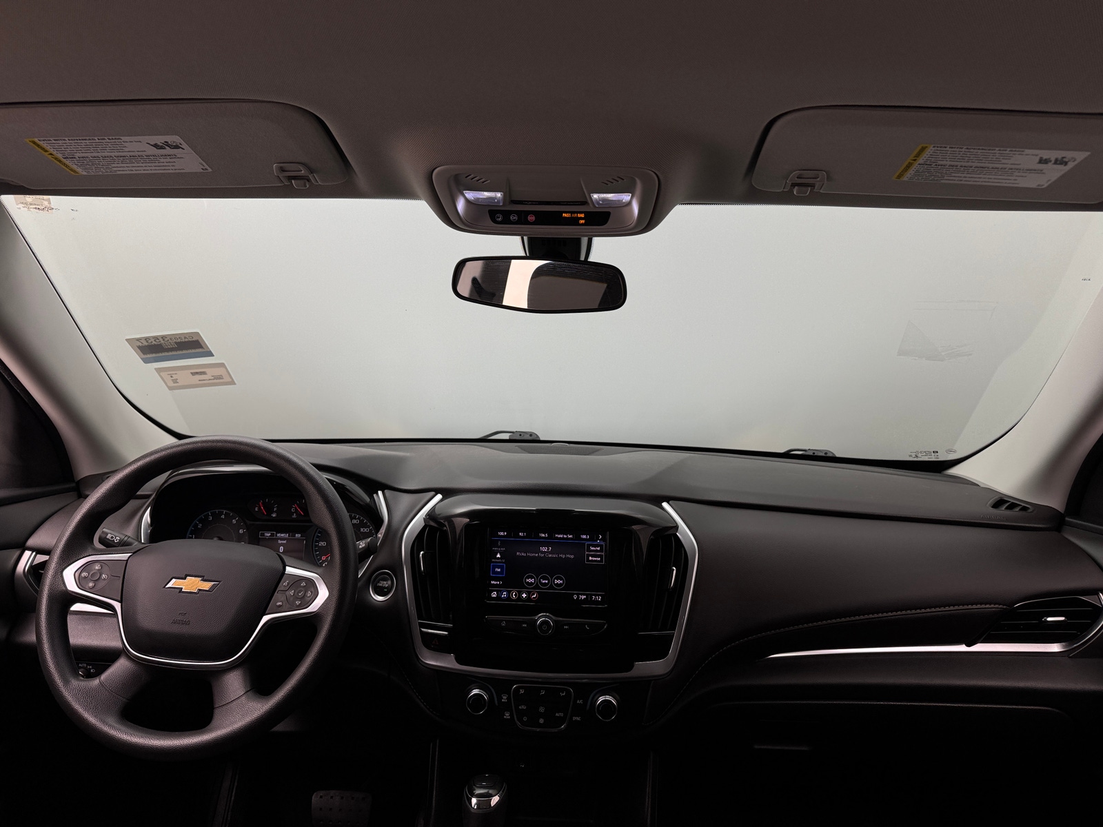 Thumbnail: 2020 Chevrolet Traverse - 3