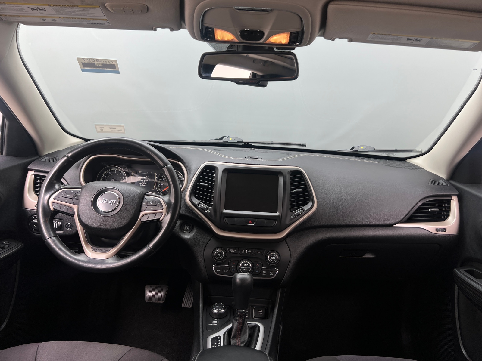 Thumbnail: 2015 Jeep Cherokee - 3
