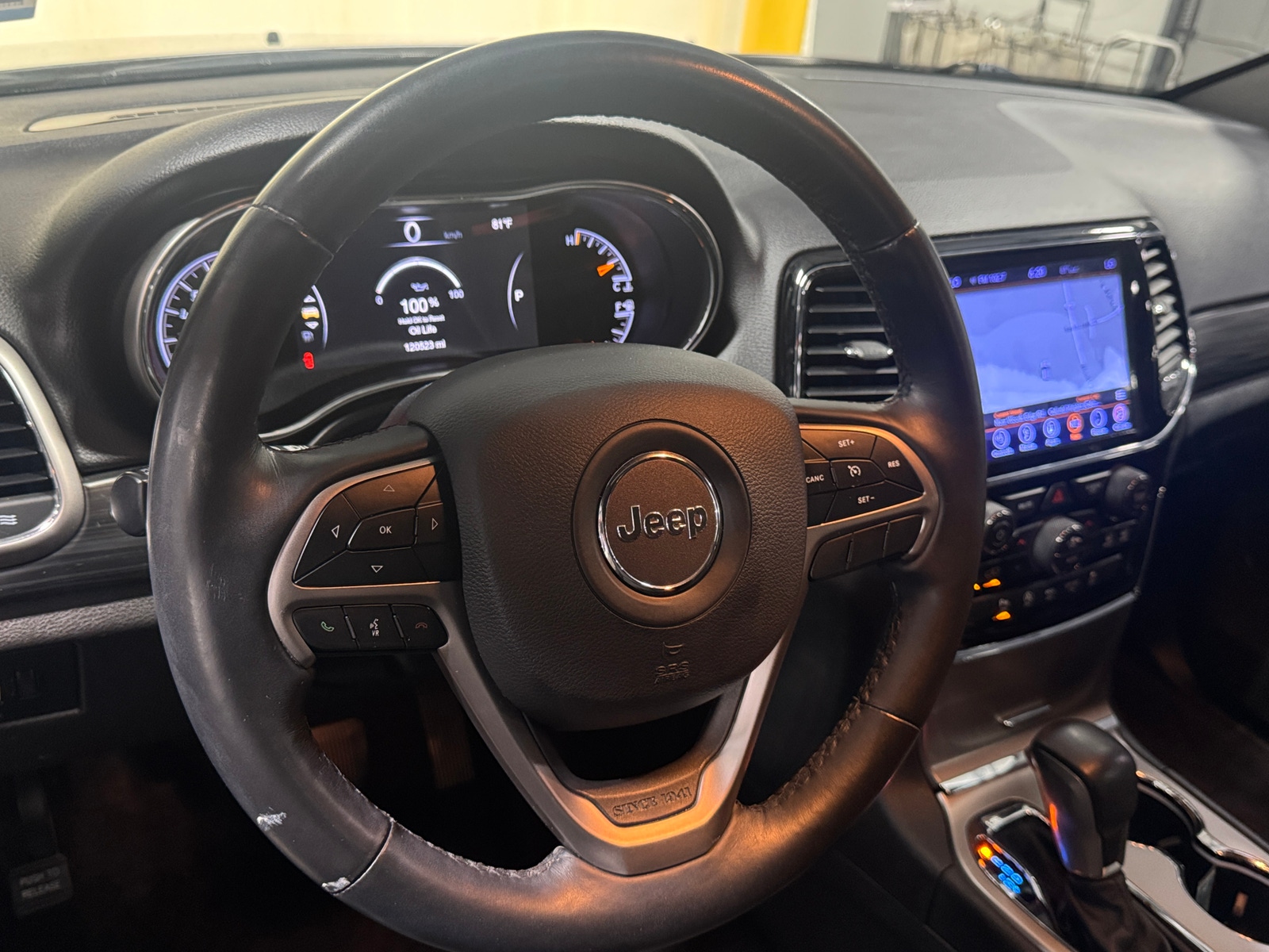 Thumbnail: 2019 Jeep Grand Cherokee - 4