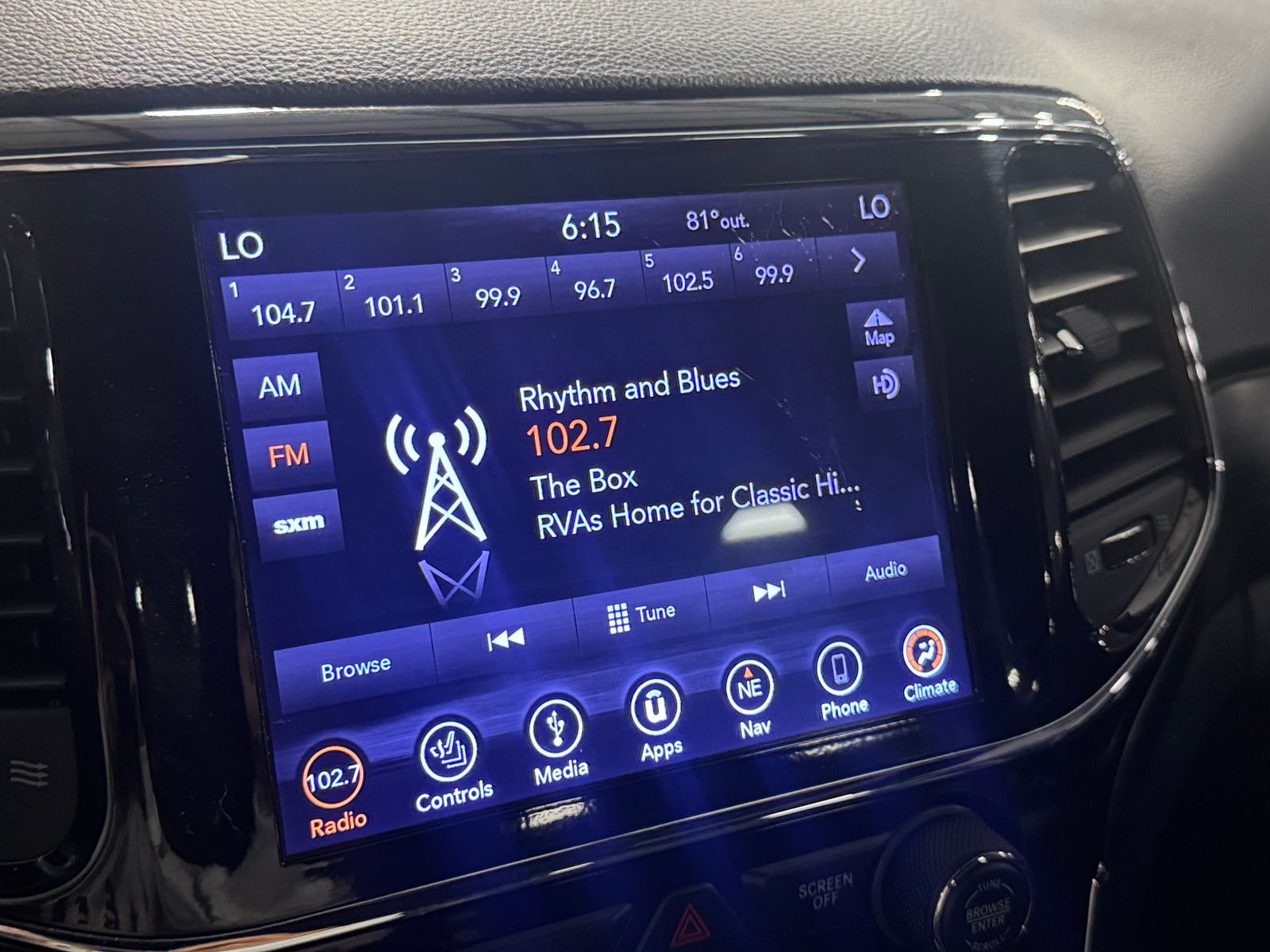 Thumbnail: 2019 Jeep Grand Cherokee - 3