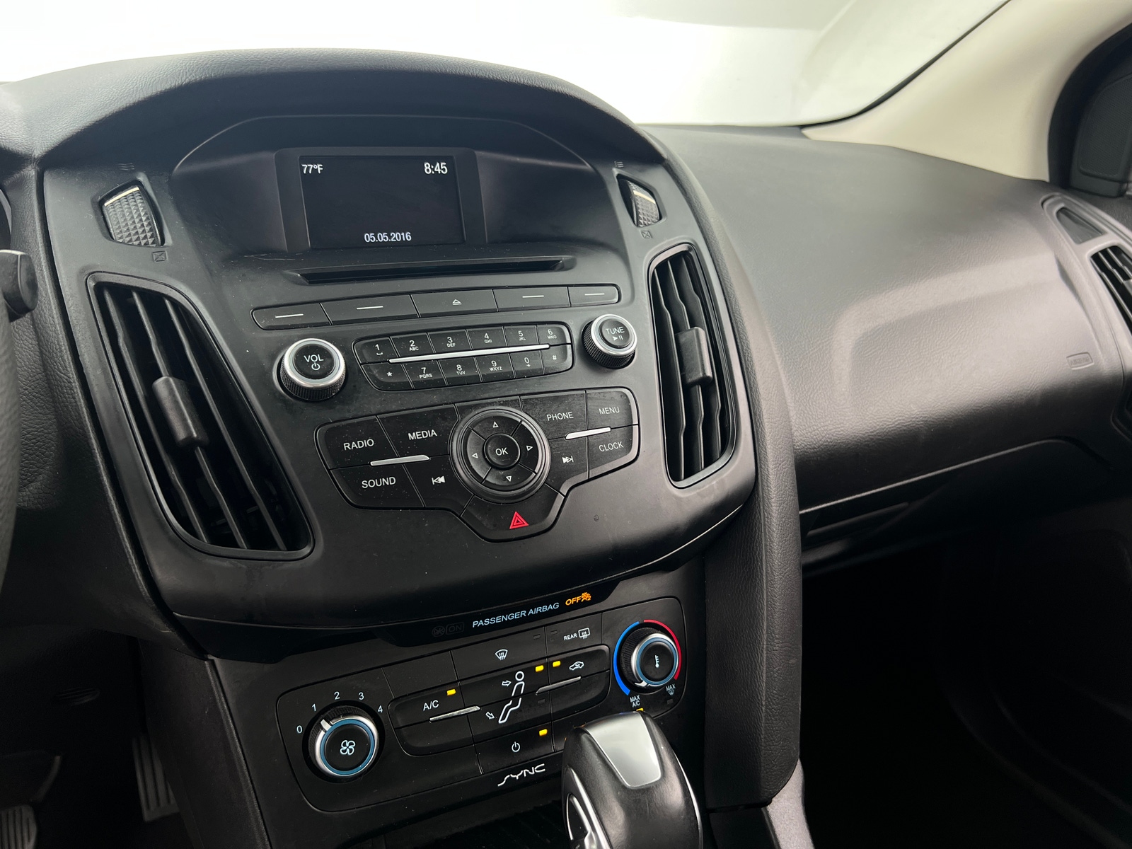 Thumbnail: 2016 Ford Focus - 4