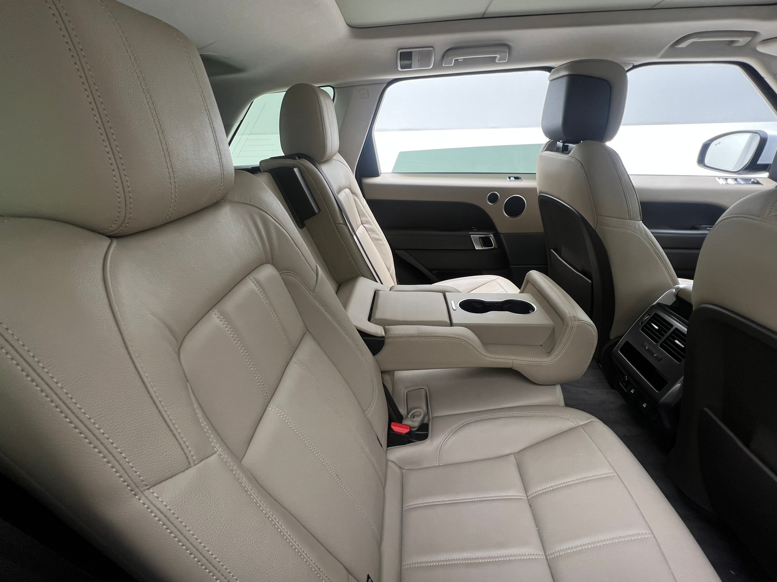 Thumbnail: 2018 Land Rover Range Rover Sport - 5