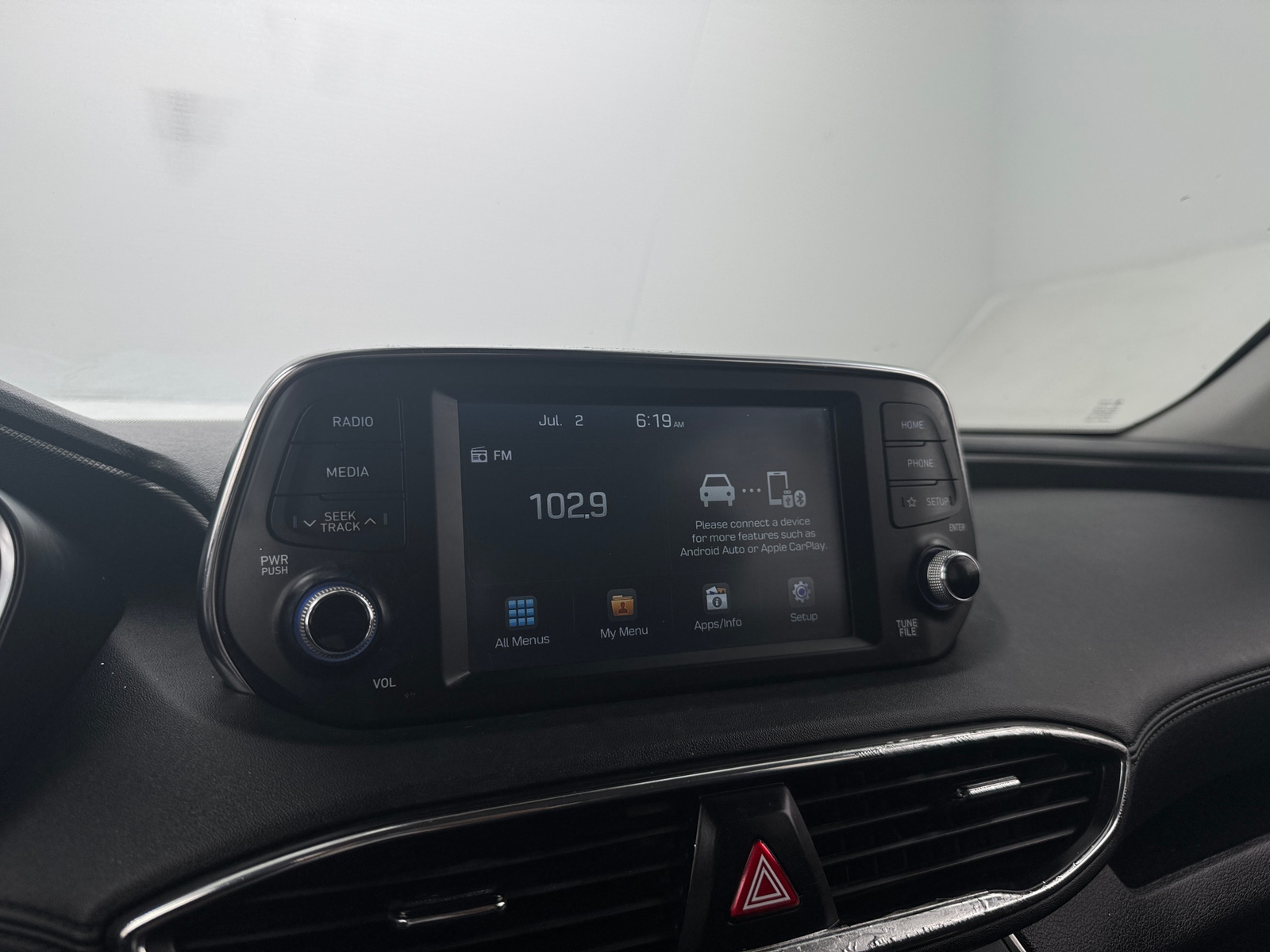 Thumbnail: 2019 Hyundai Santa Fe - 4