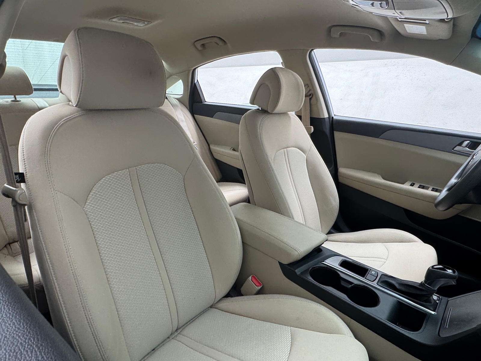 Thumbnail: 2016 Hyundai Sonata - 2
