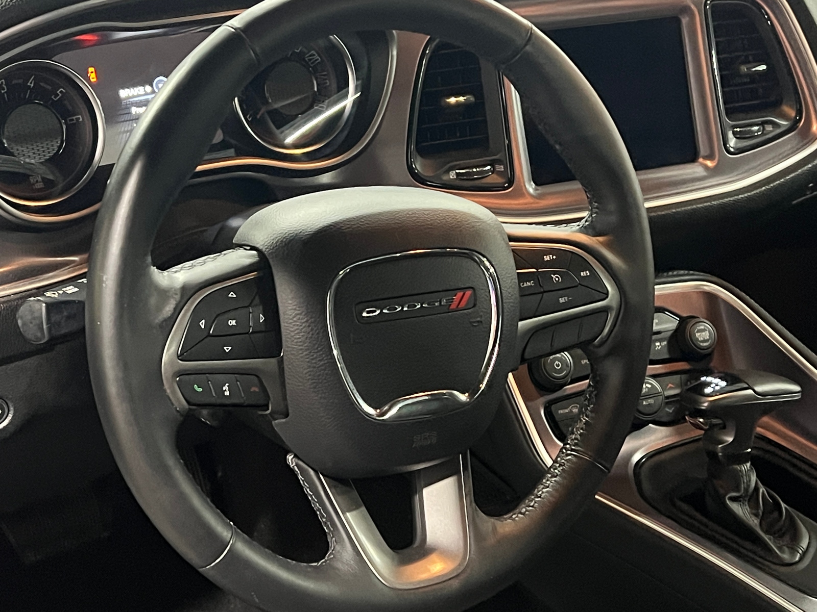 Thumbnail: 2019 Dodge Challenger - 4