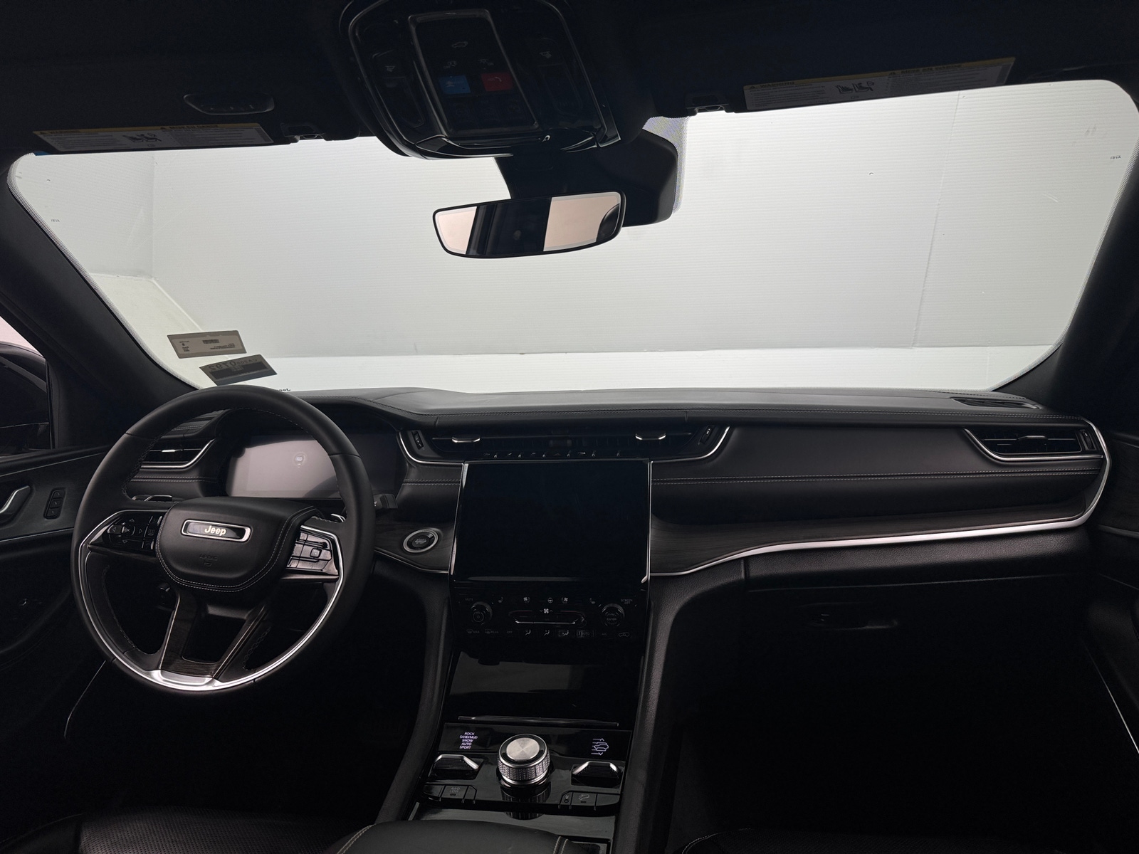 Thumbnail: 2023 Jeep Grand Cherokee L - 2
