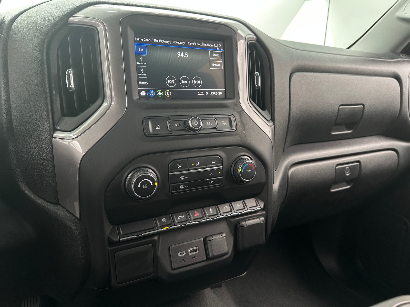 Thumbnail: 2021 Chevrolet Silverado 1500 - 4