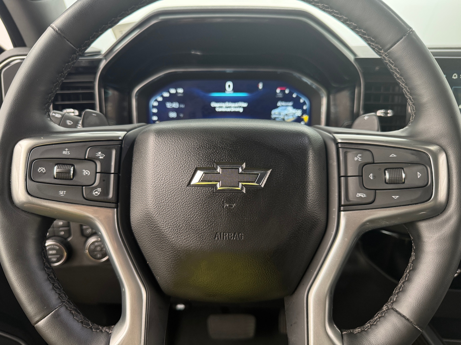 Thumbnail: 2023 Chevrolet Silverado 1500 - 5
