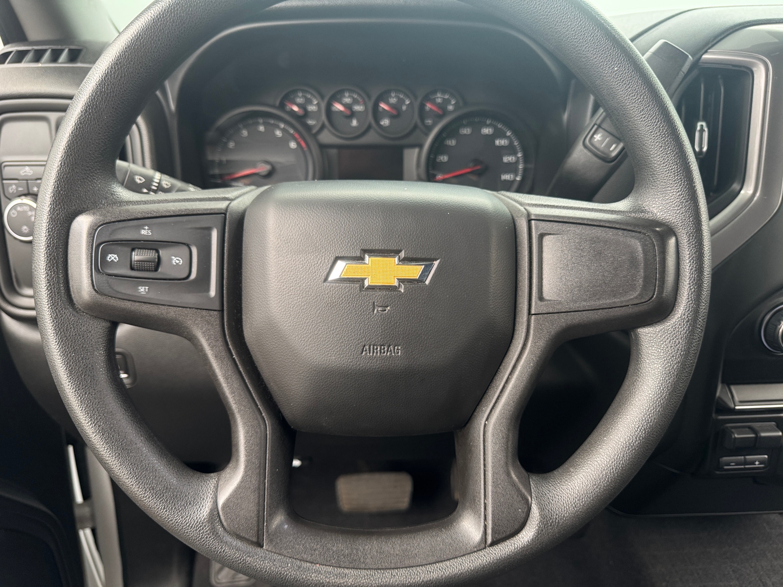Thumbnail: 2020 Chevrolet Silverado 1500 - 5