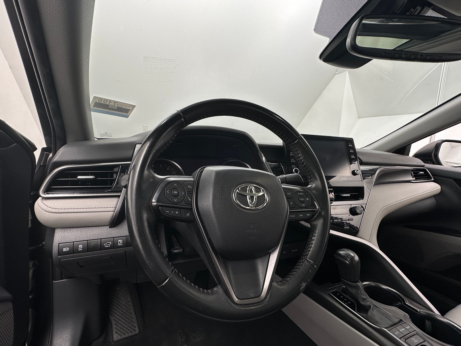 Thumbnail: 2022 Toyota Camry - 4