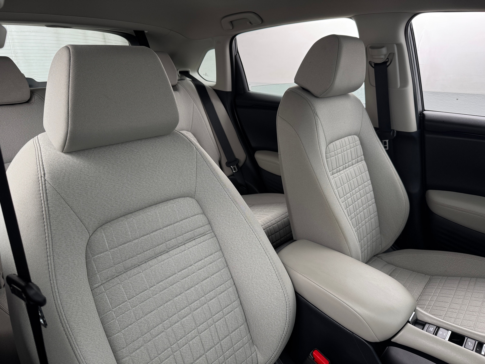 Thumbnail: 2025 Honda HR-V - 2
