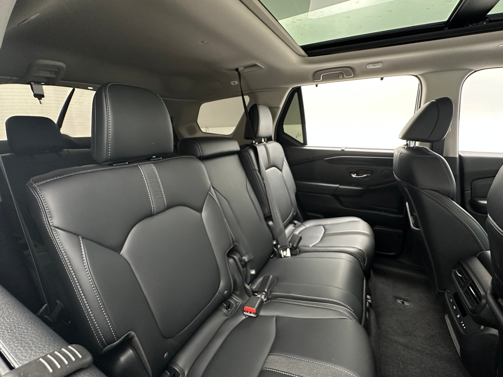 Thumbnail: 2024 Honda Pilot - 5