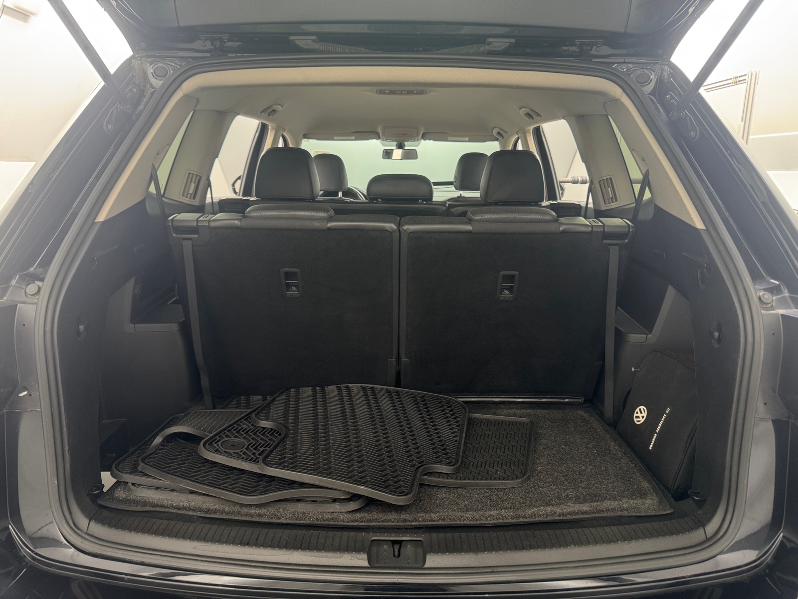 Thumbnail: 2018 Volkswagen Atlas - 6