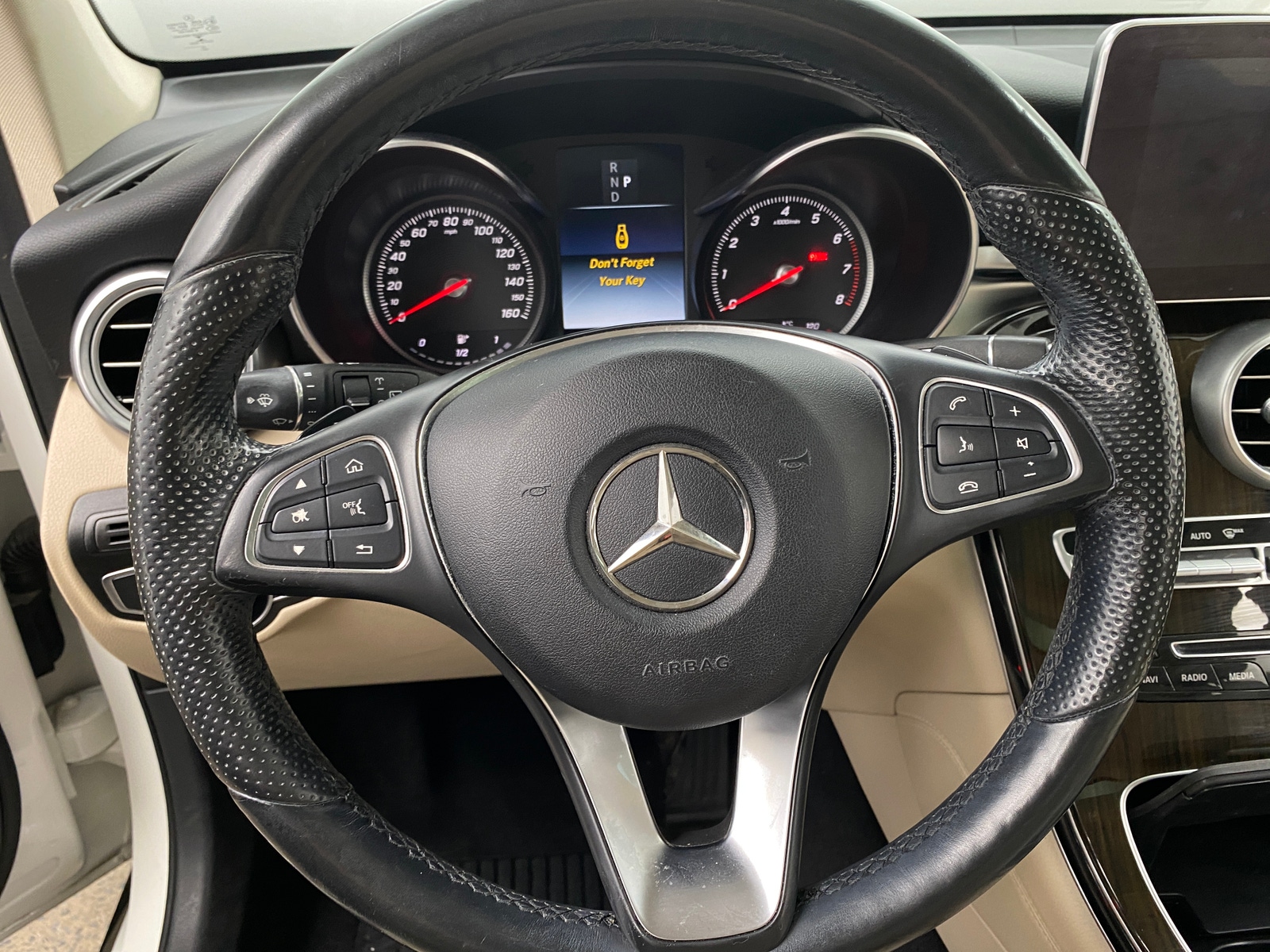 Thumbnail: 2017 Mercedes-Benz GLC - 4