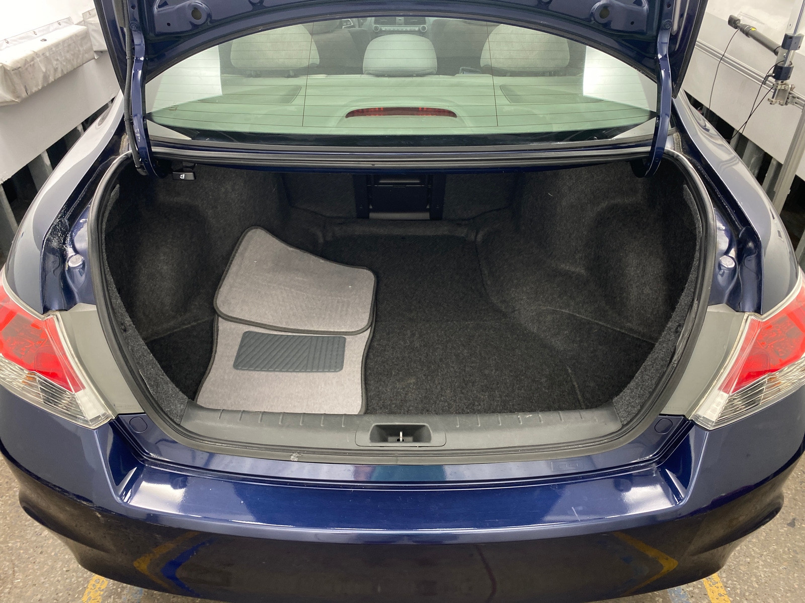Thumbnail: 2010 Honda Accord - 7