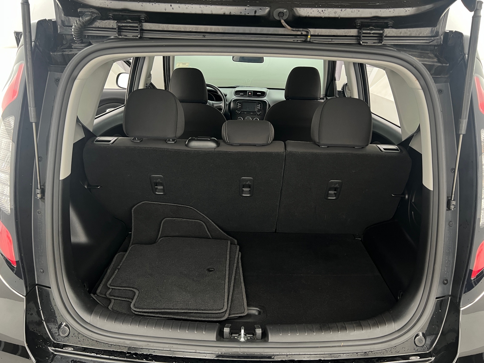 Thumbnail: 2019 Kia Soul - 7