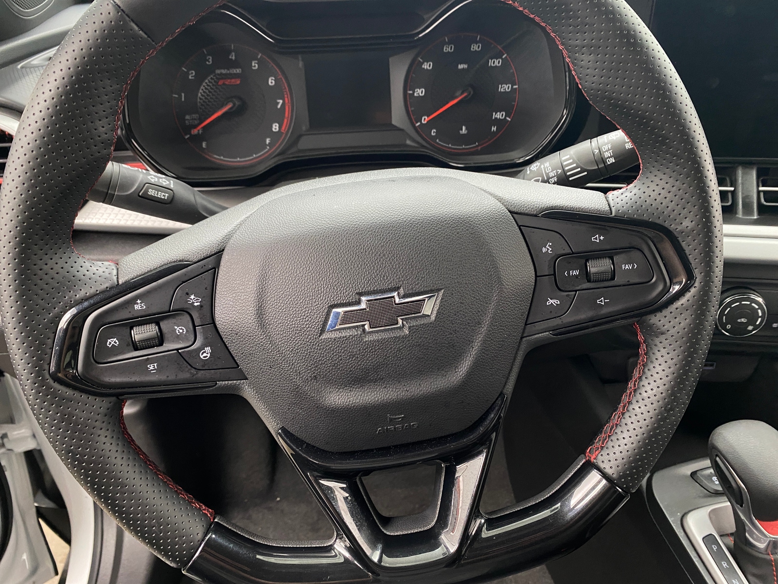 Thumbnail: 2025 Chevrolet Trax - 5