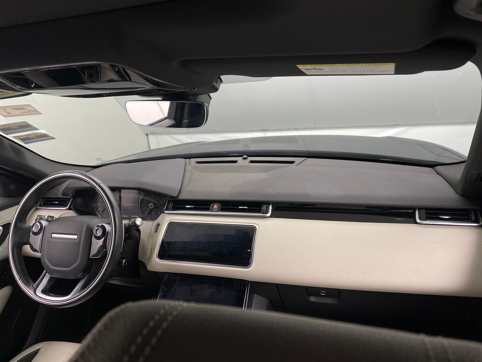 Thumbnail: 2020 Land Rover Range Rover Velar - 3