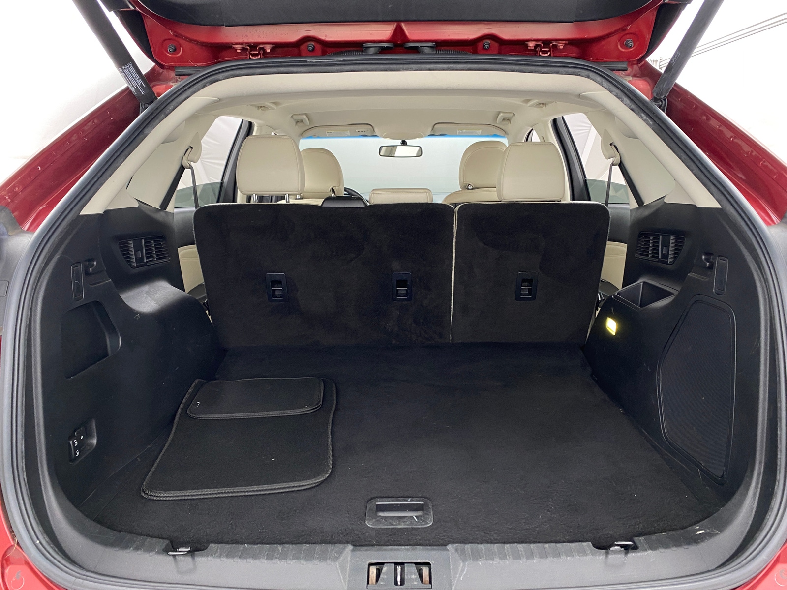 Thumbnail: 2016 Ford Edge - 6
