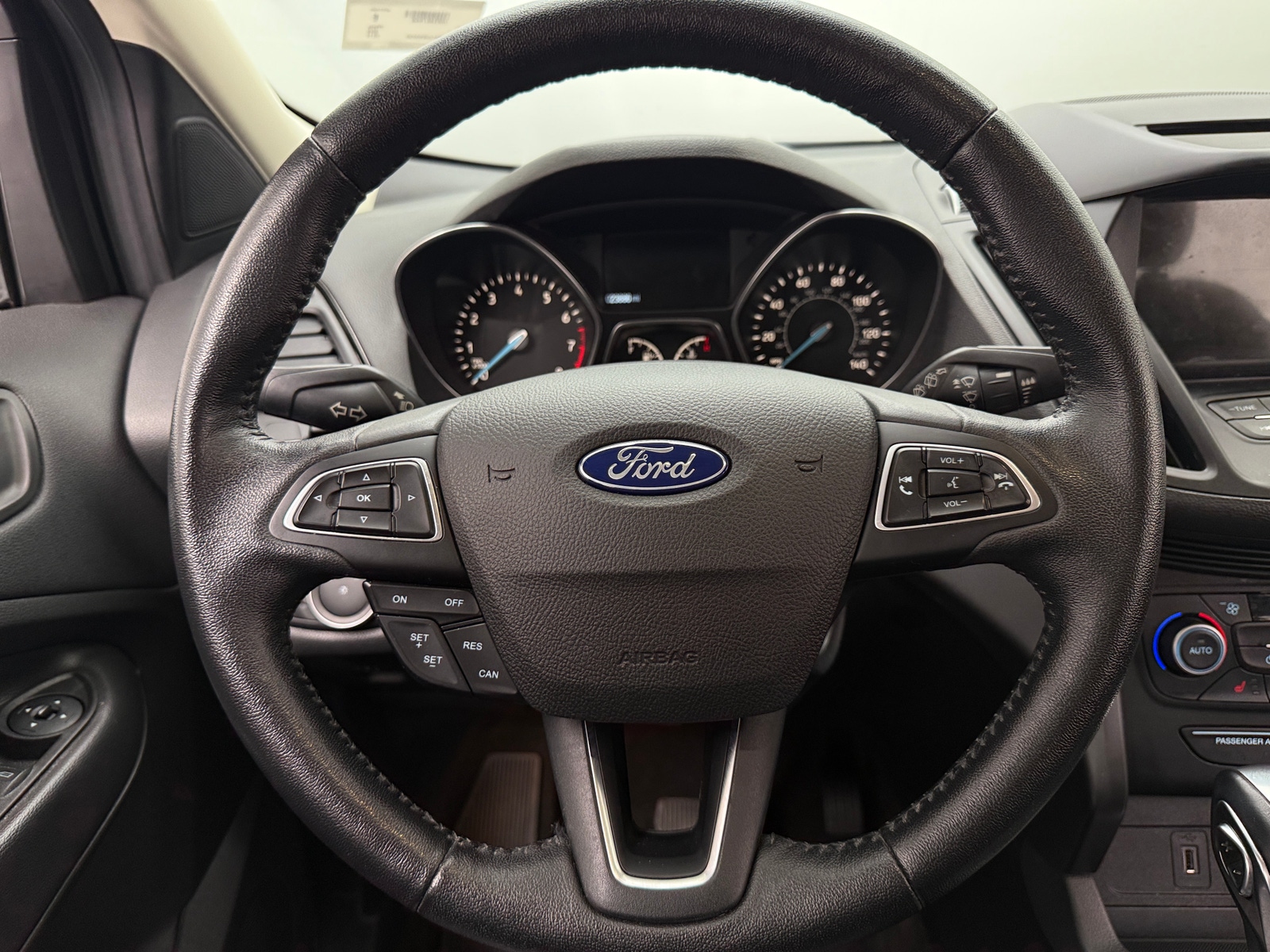 Thumbnail: 2018 Ford Escape - 4