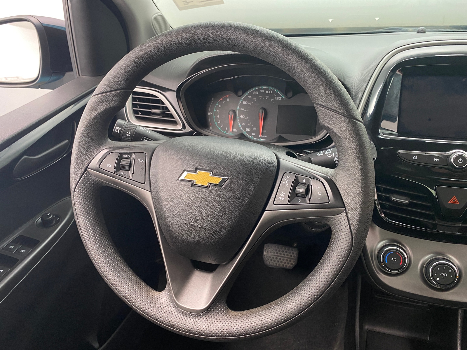 Thumbnail: 2022 Chevrolet Spark - 5