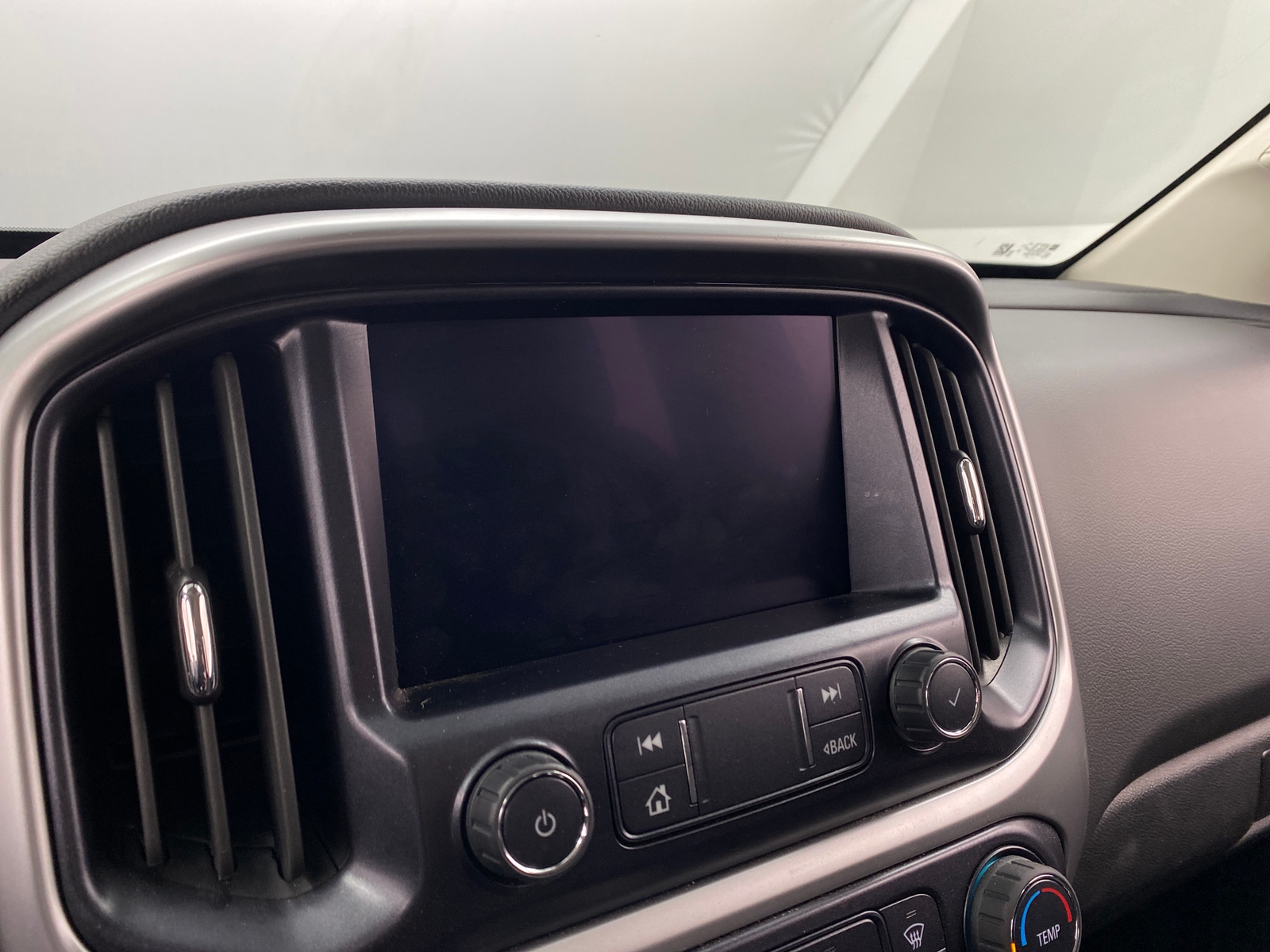 Thumbnail: 2022 Chevrolet Colorado - 4