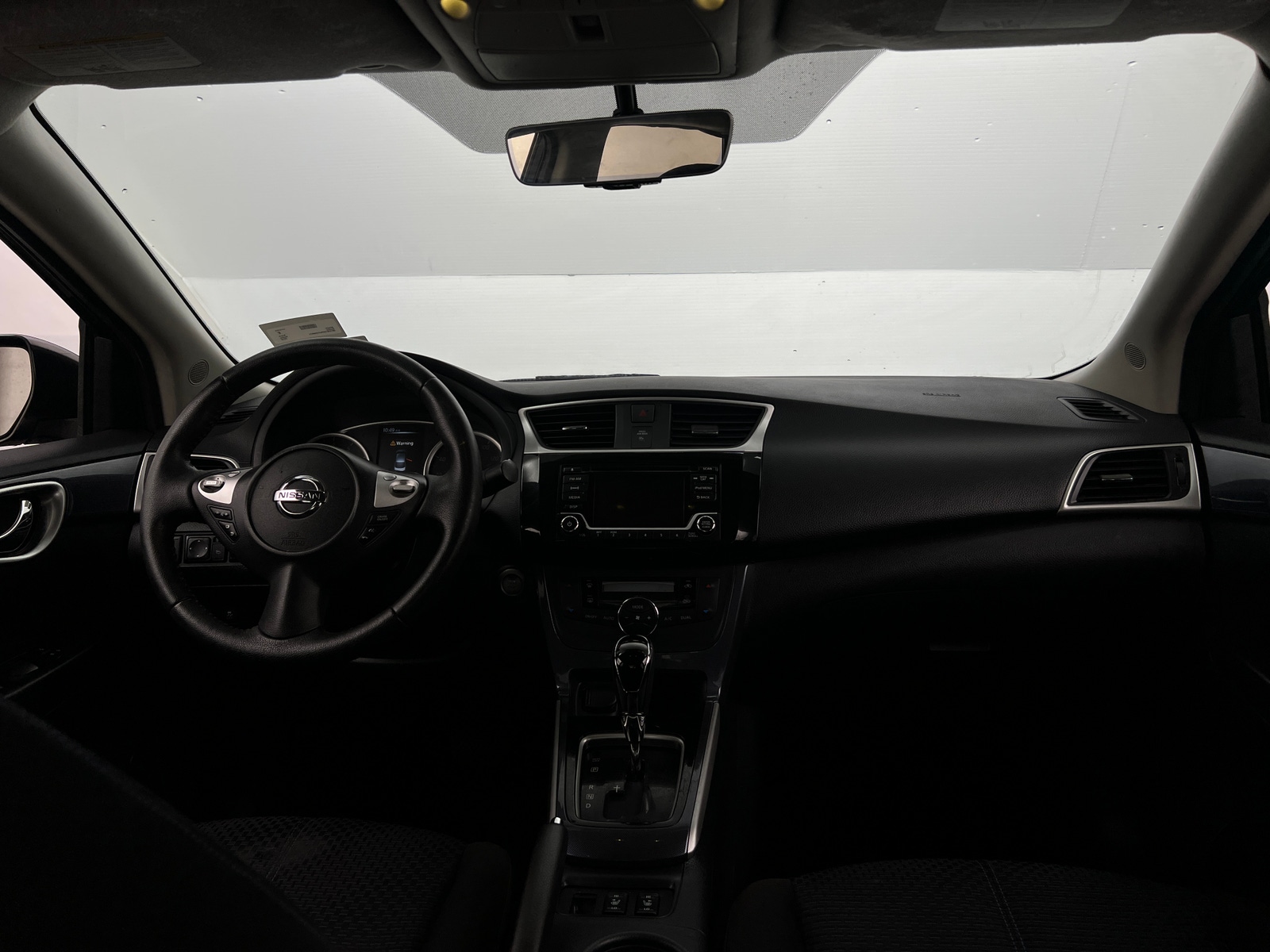 Thumbnail: 2018 Nissan Sentra - 3
