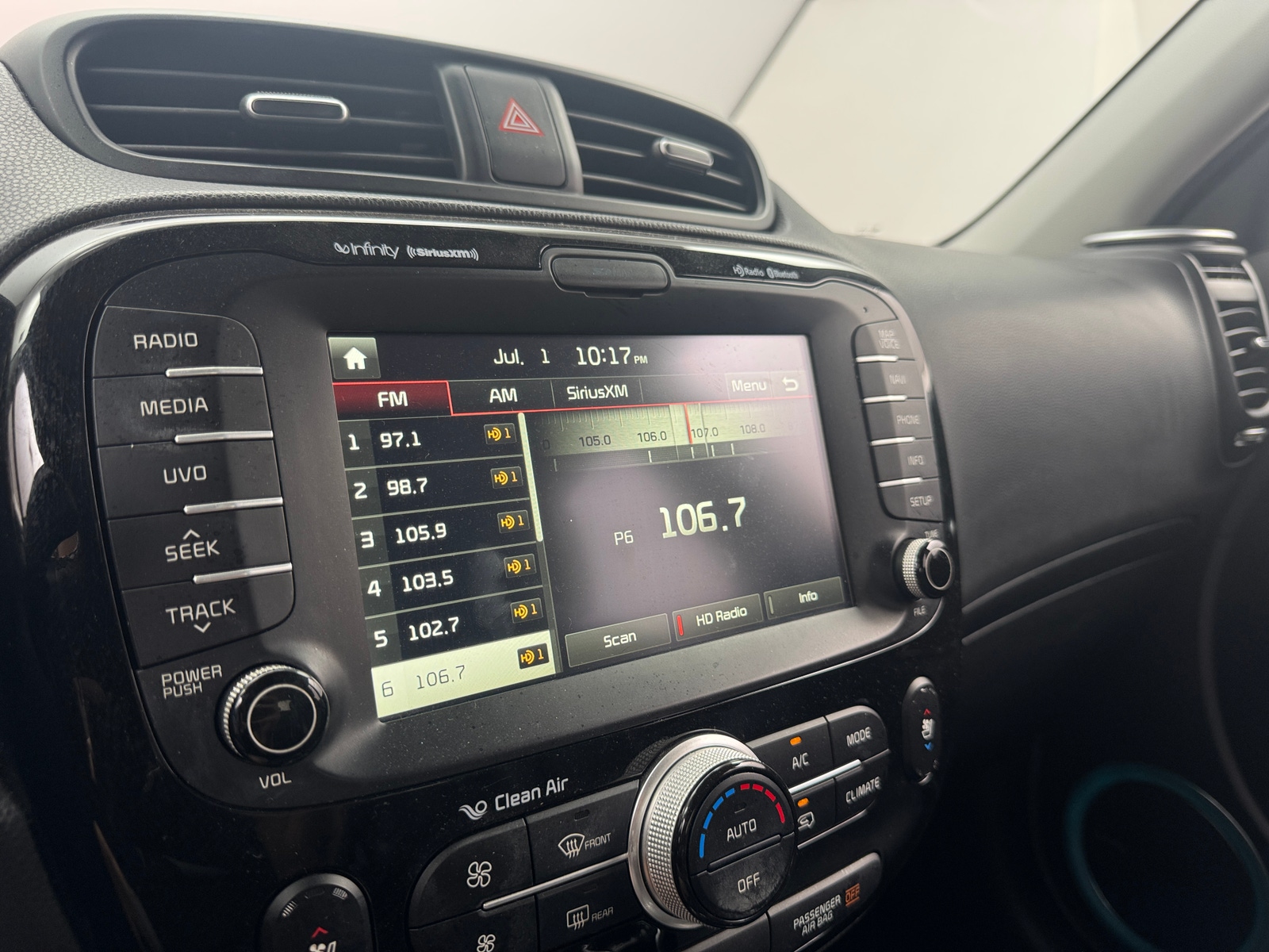 Thumbnail: 2016 Kia Soul - 3