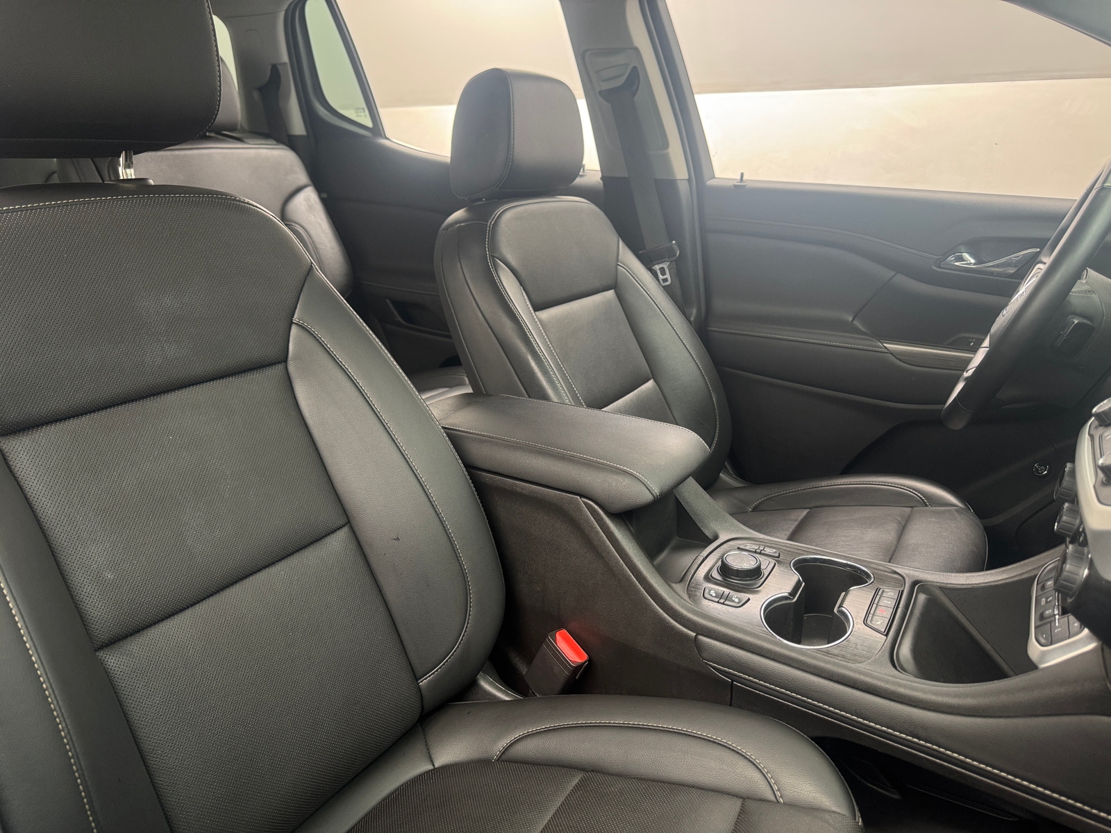 Thumbnail: 2023 GMC Acadia - 2