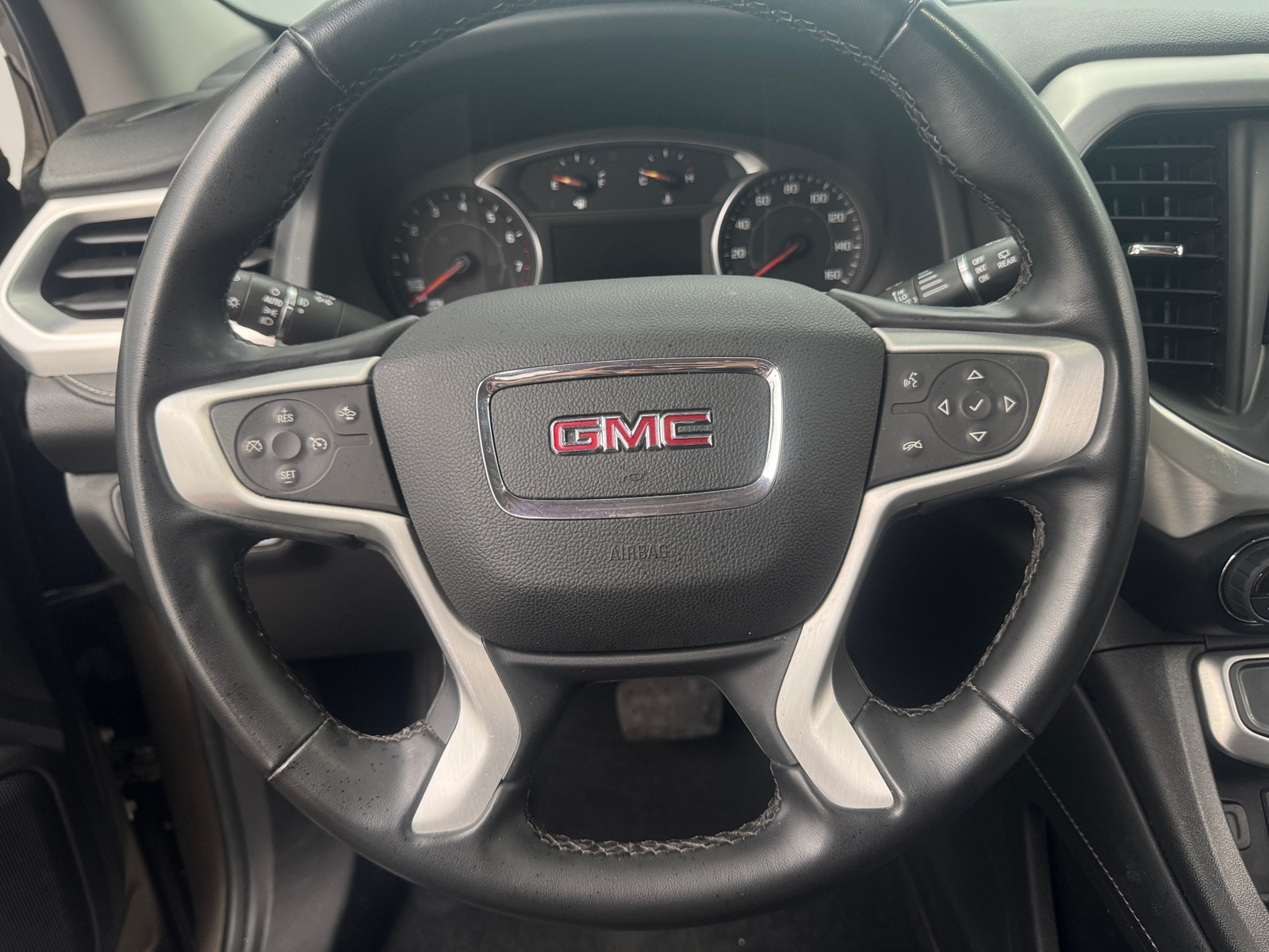 Thumbnail: 2023 GMC Acadia - 5