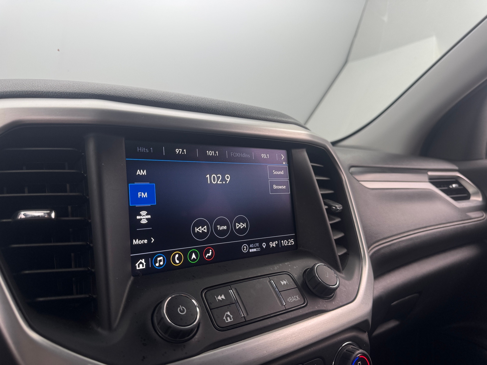 Thumbnail: 2023 GMC Acadia - 4