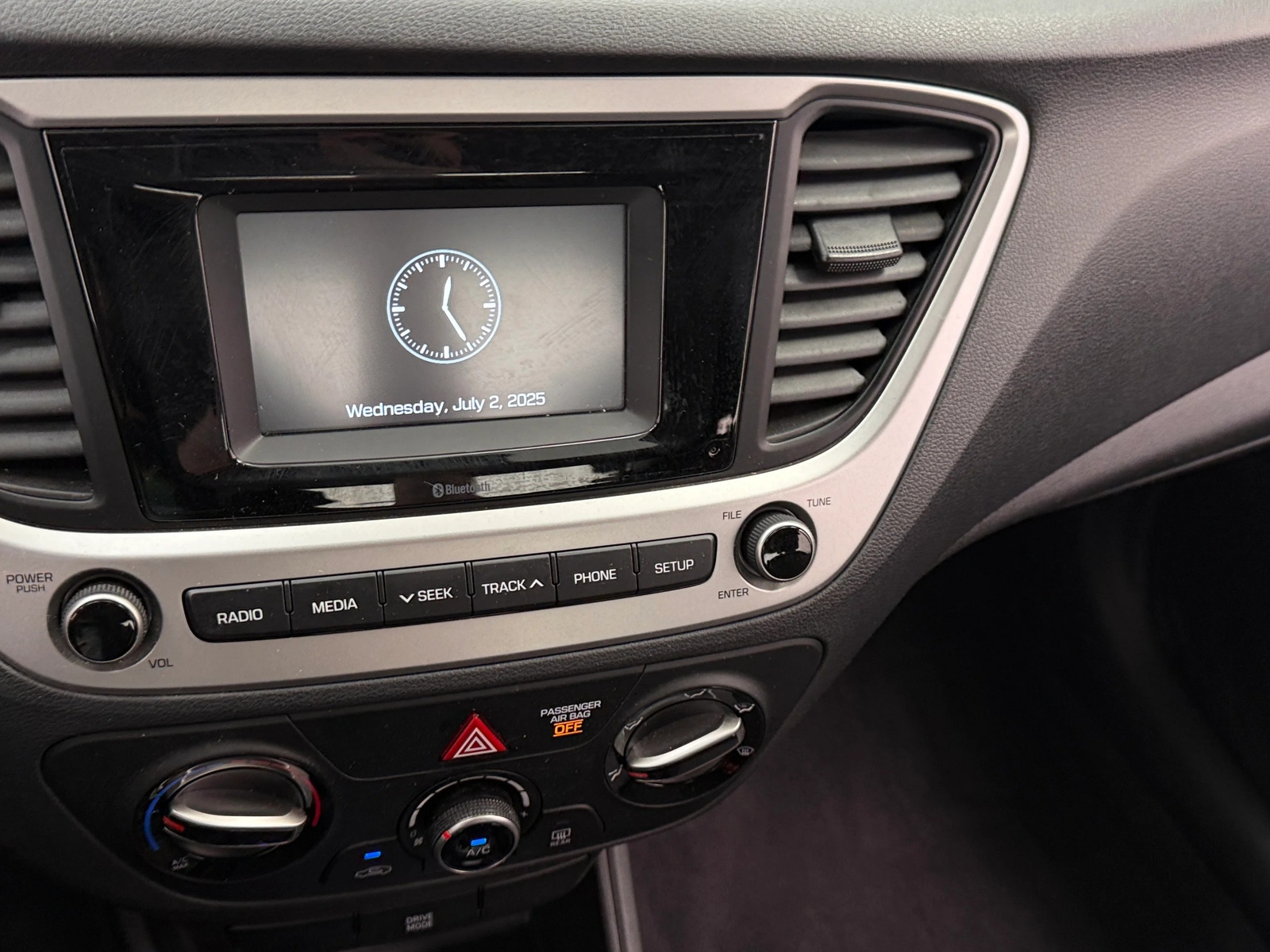 Thumbnail: 2022 Hyundai Accent - 4