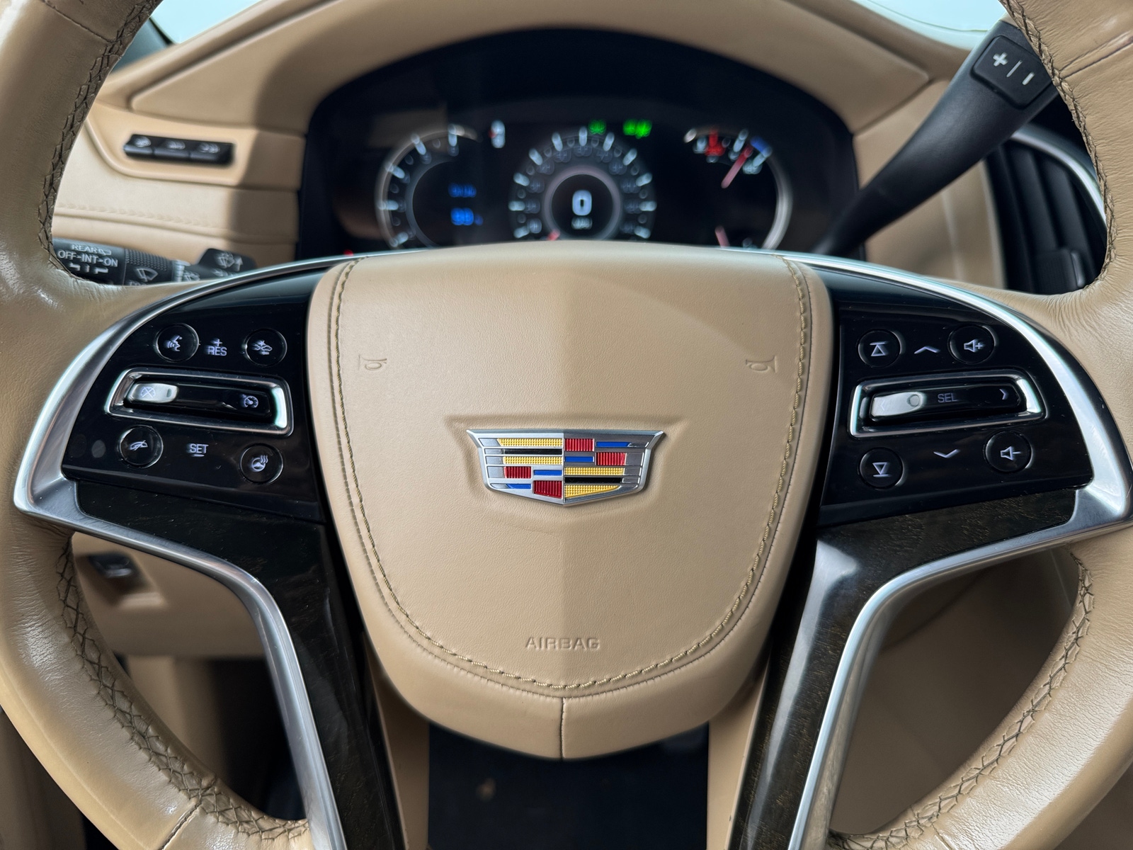 Thumbnail: 2020 Cadillac Escalade - 4
