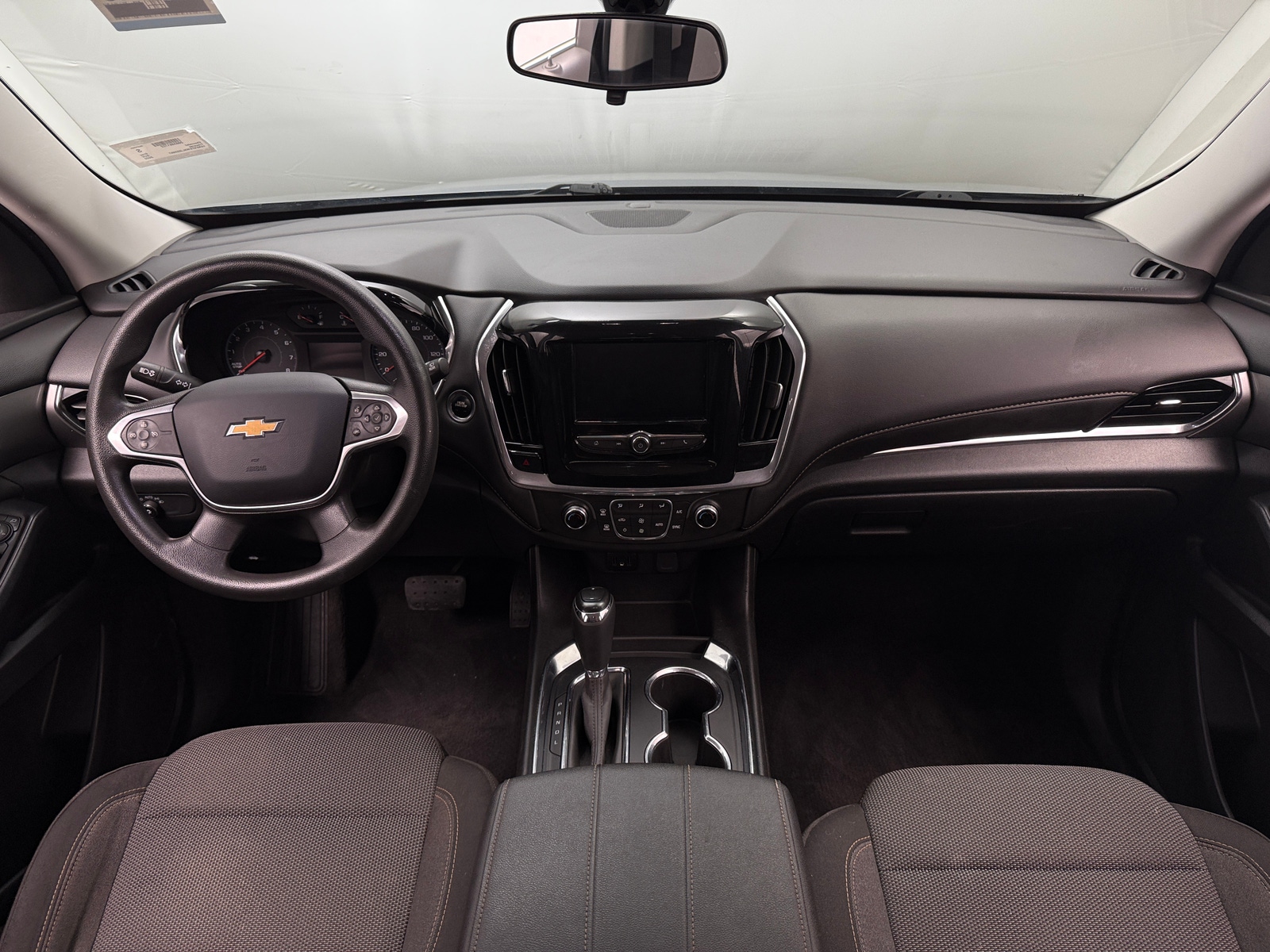 Thumbnail: 2020 Chevrolet Traverse - 3