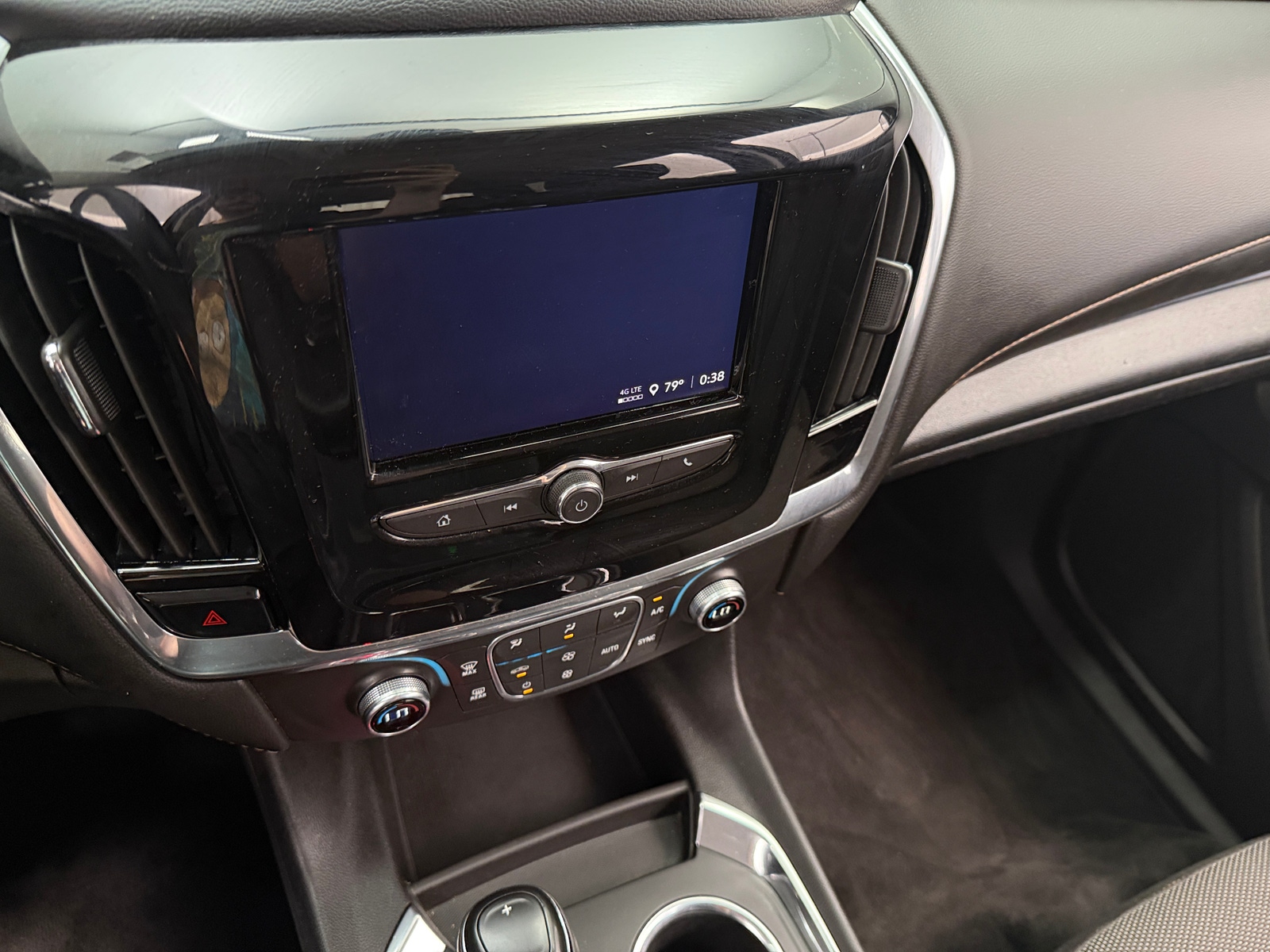 Thumbnail: 2020 Chevrolet Traverse - 4